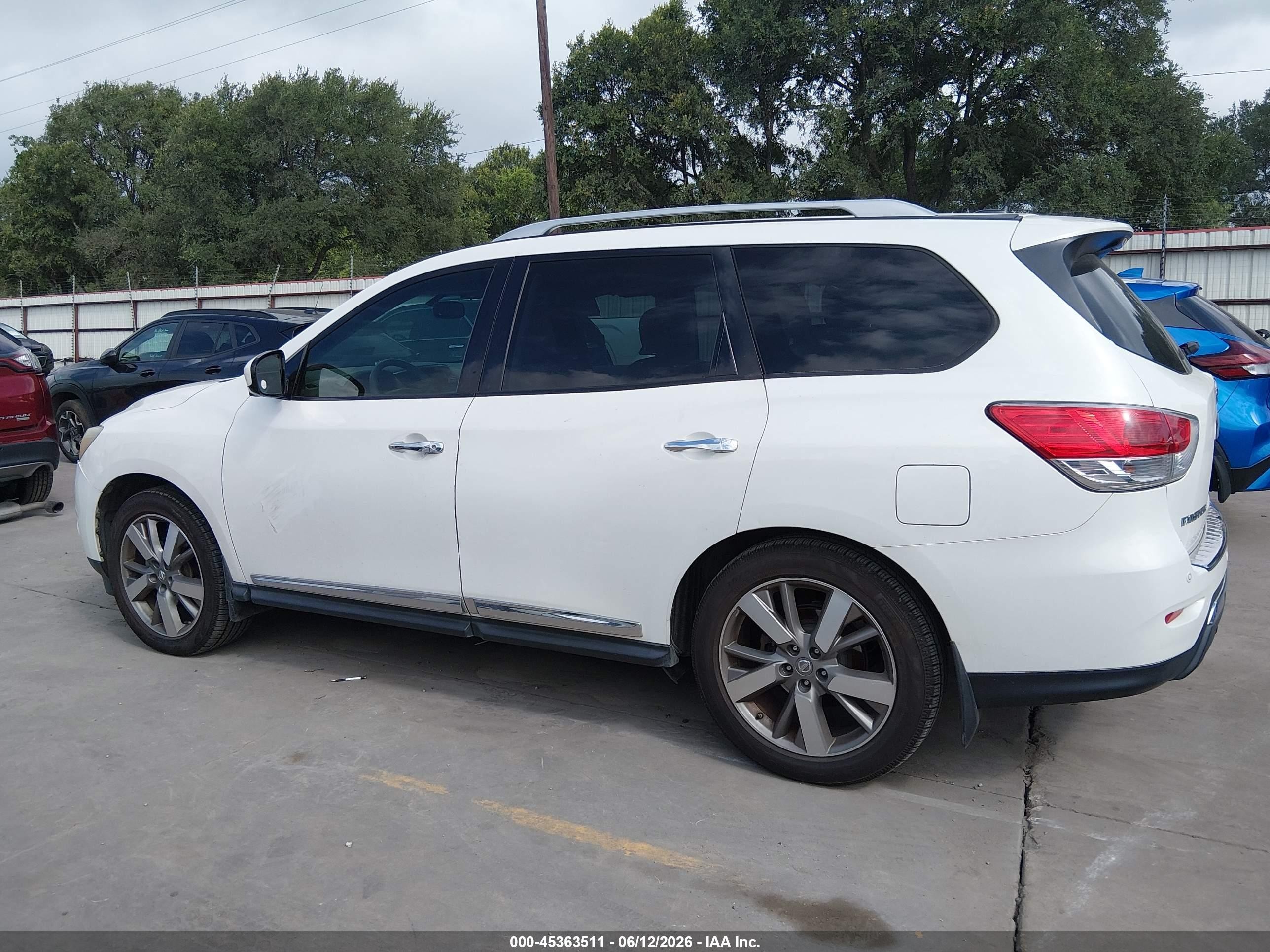 2014 Nissan Pathfinder Platinum White vin: 5N1AR2MN7EC699334