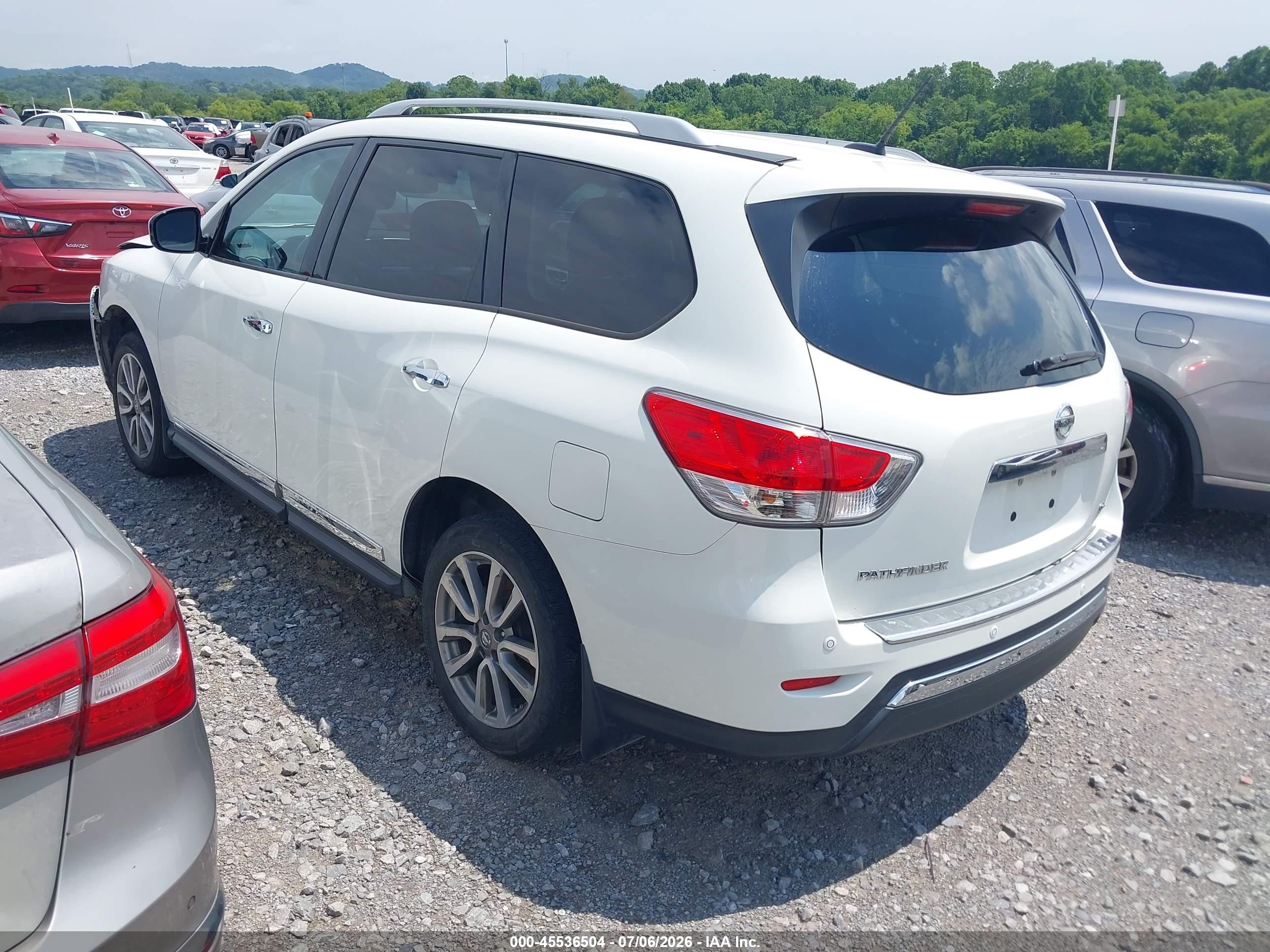2014 Nissan Pathfinder Sl Белый vin: 5N1AR2MN7EC727441