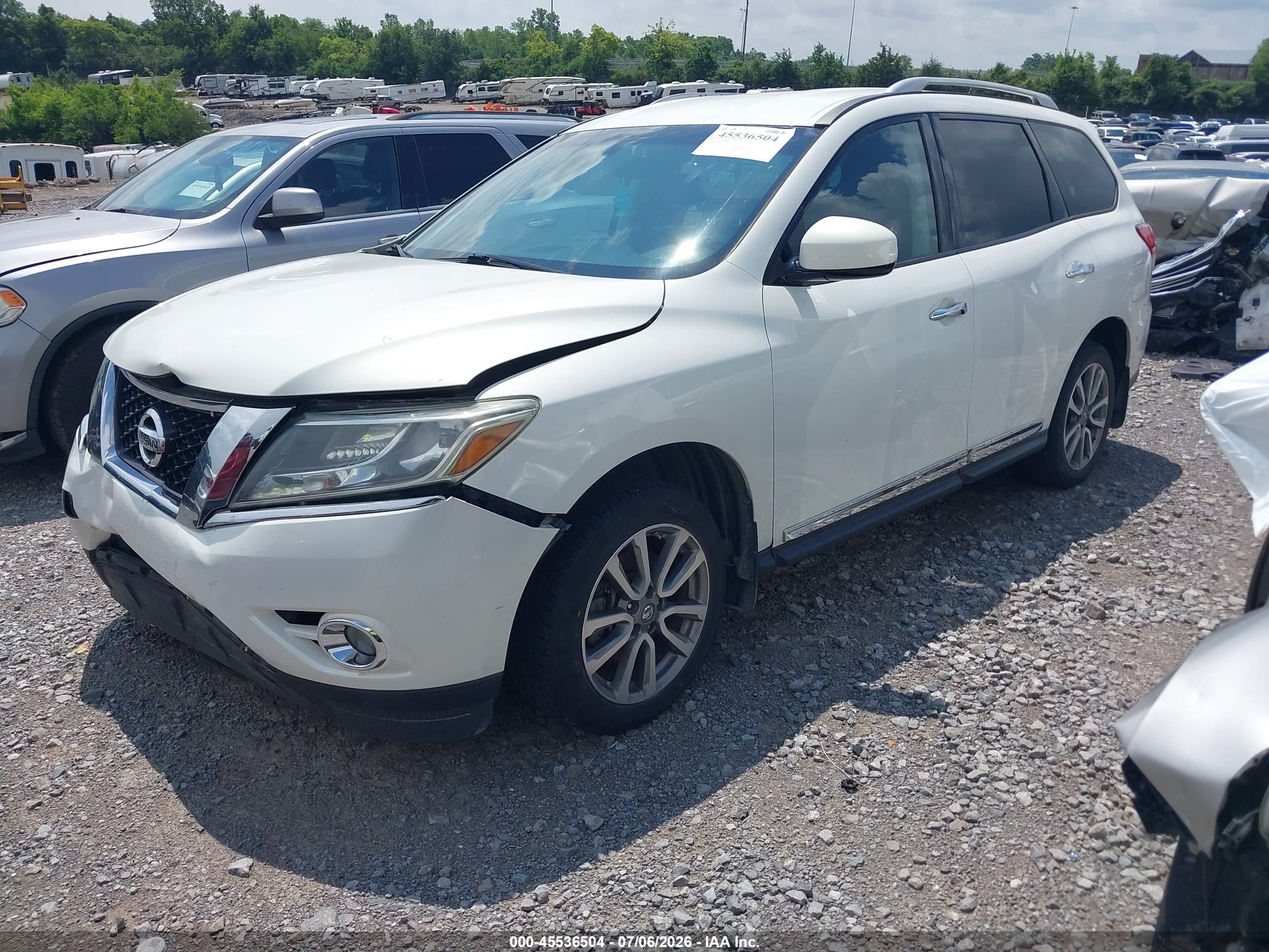 2014 Nissan Pathfinder Sl Белый vin: 5N1AR2MN7EC727441