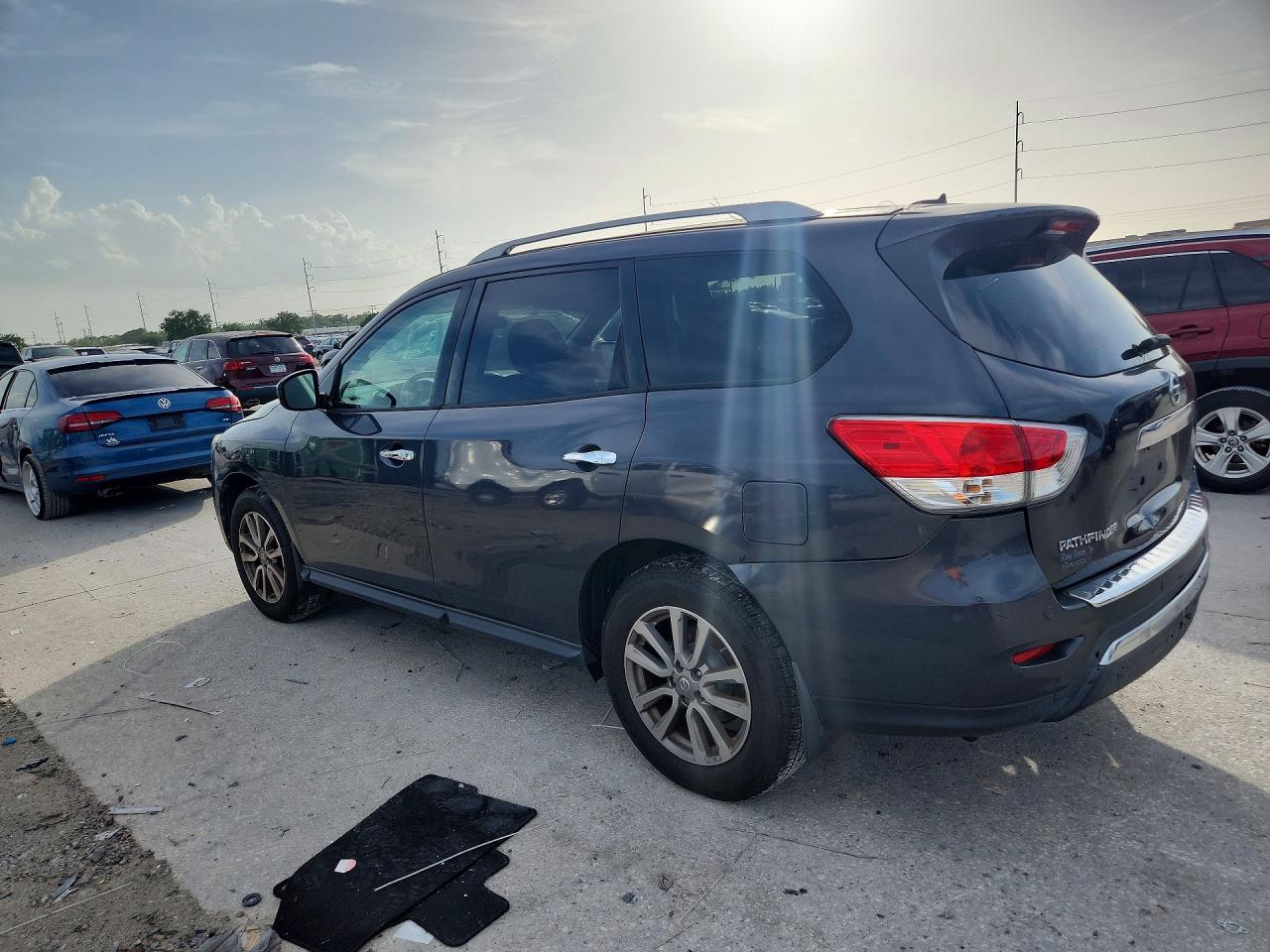 2014 Nissan Pathfinder Sv Gray vin: 5N1AR2MN7EC727648