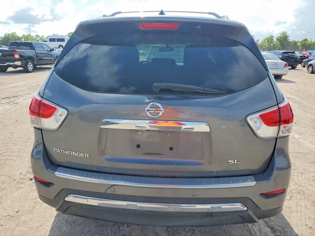 2015 Nissan Pathfinder Sl Серый vin: 5N1AR2MN7FC611285