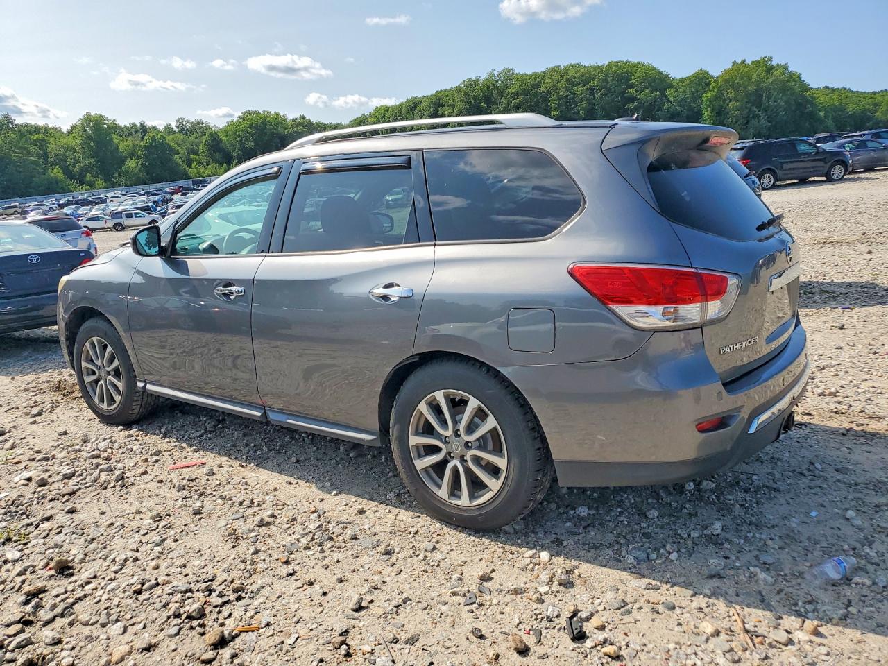 2015 Nissan Pathfinder S Gray vin: 5N1AR2MN7FC613375