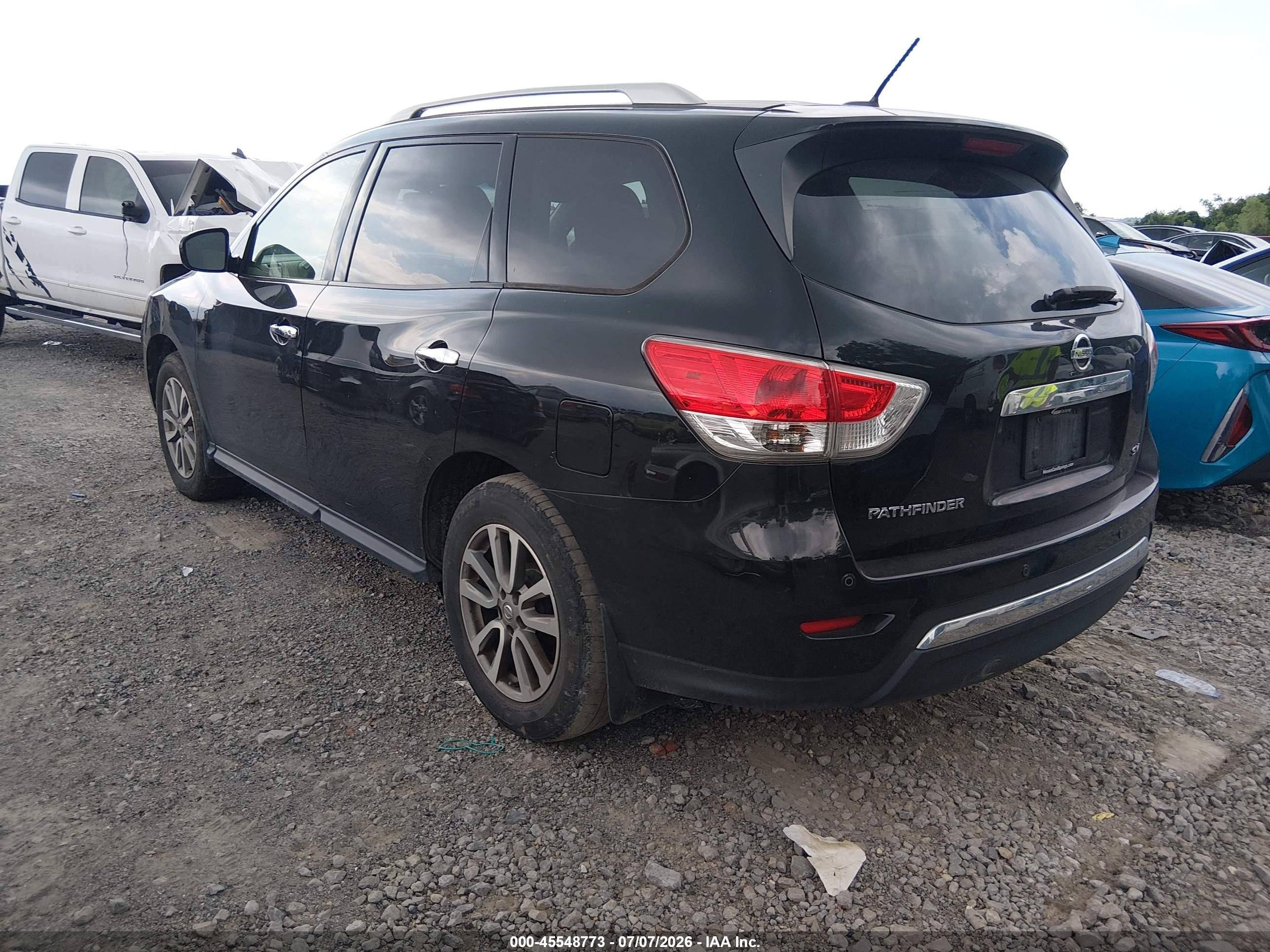 2015 Nissan Pathfinder Sv Black vin: 5N1AR2MN7FC614364