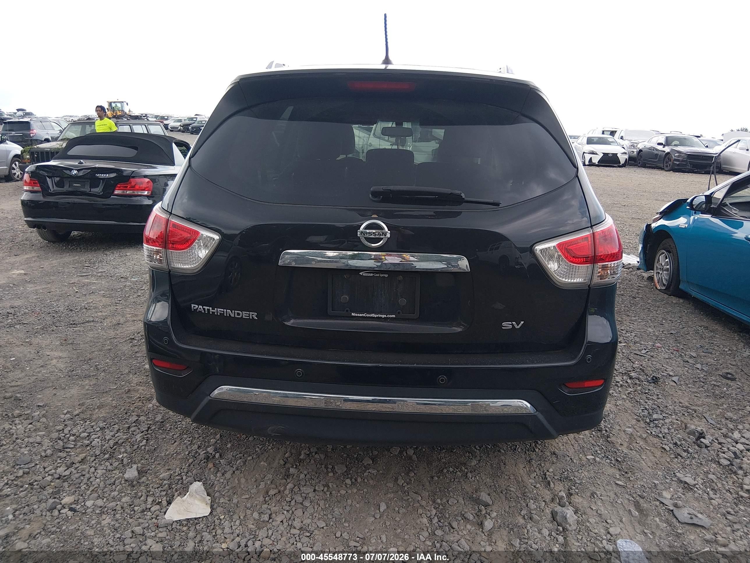 2015 Nissan Pathfinder Sv Black vin: 5N1AR2MN7FC614364