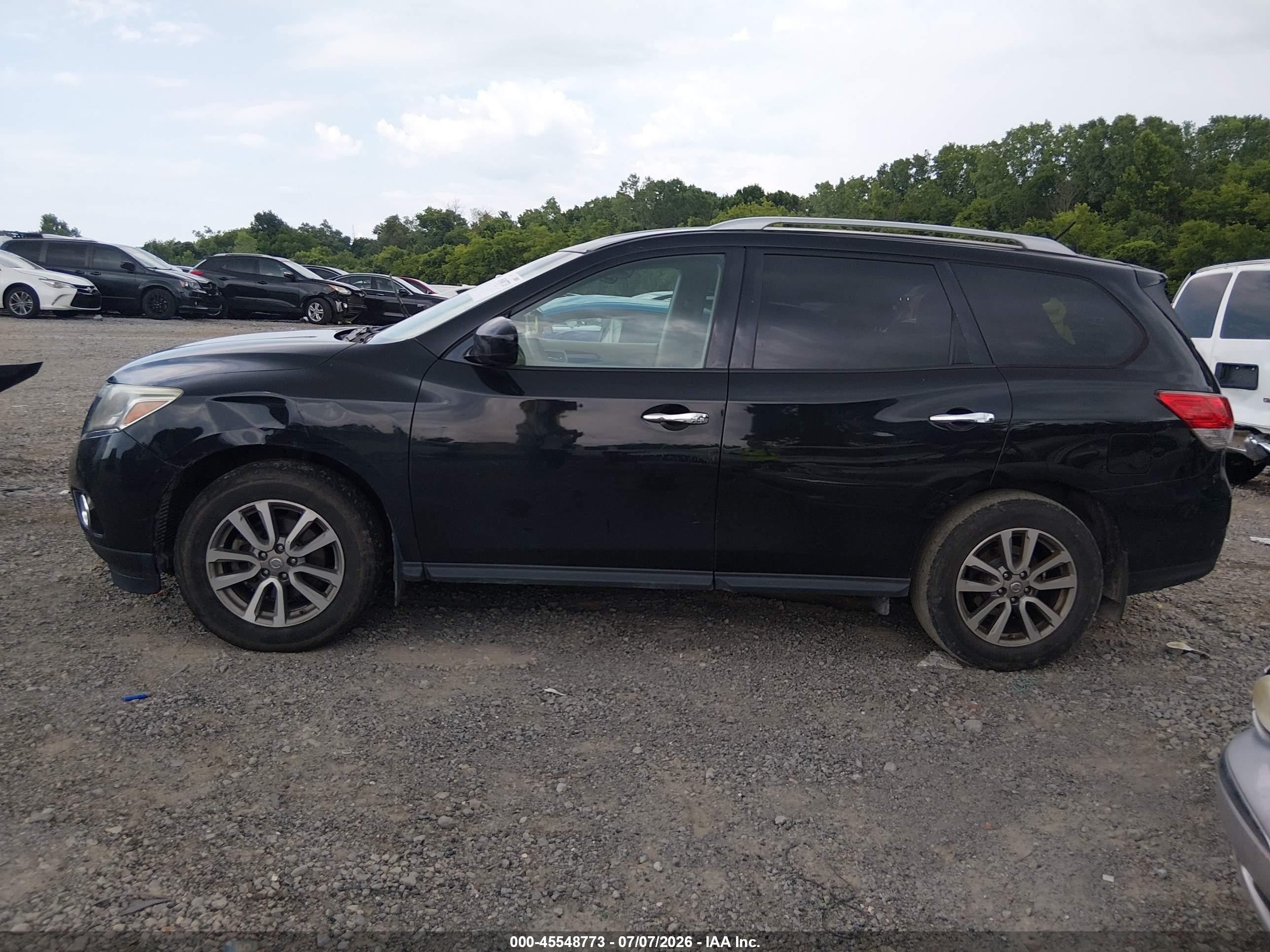 2015 Nissan Pathfinder Sv Black vin: 5N1AR2MN7FC614364