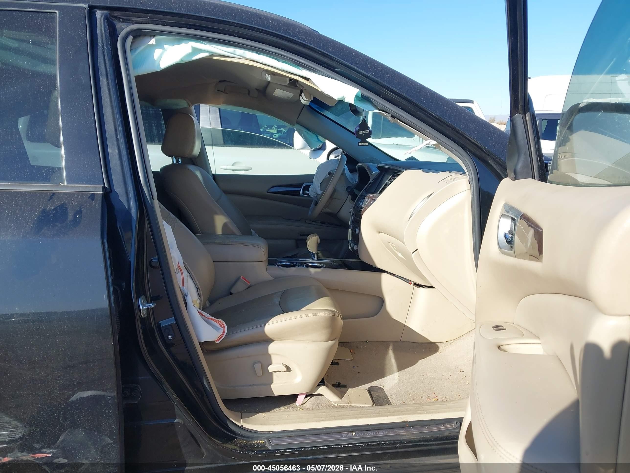 2015 Nissan Pathfinder Sl Черный vin: 5N1AR2MN7FC634808