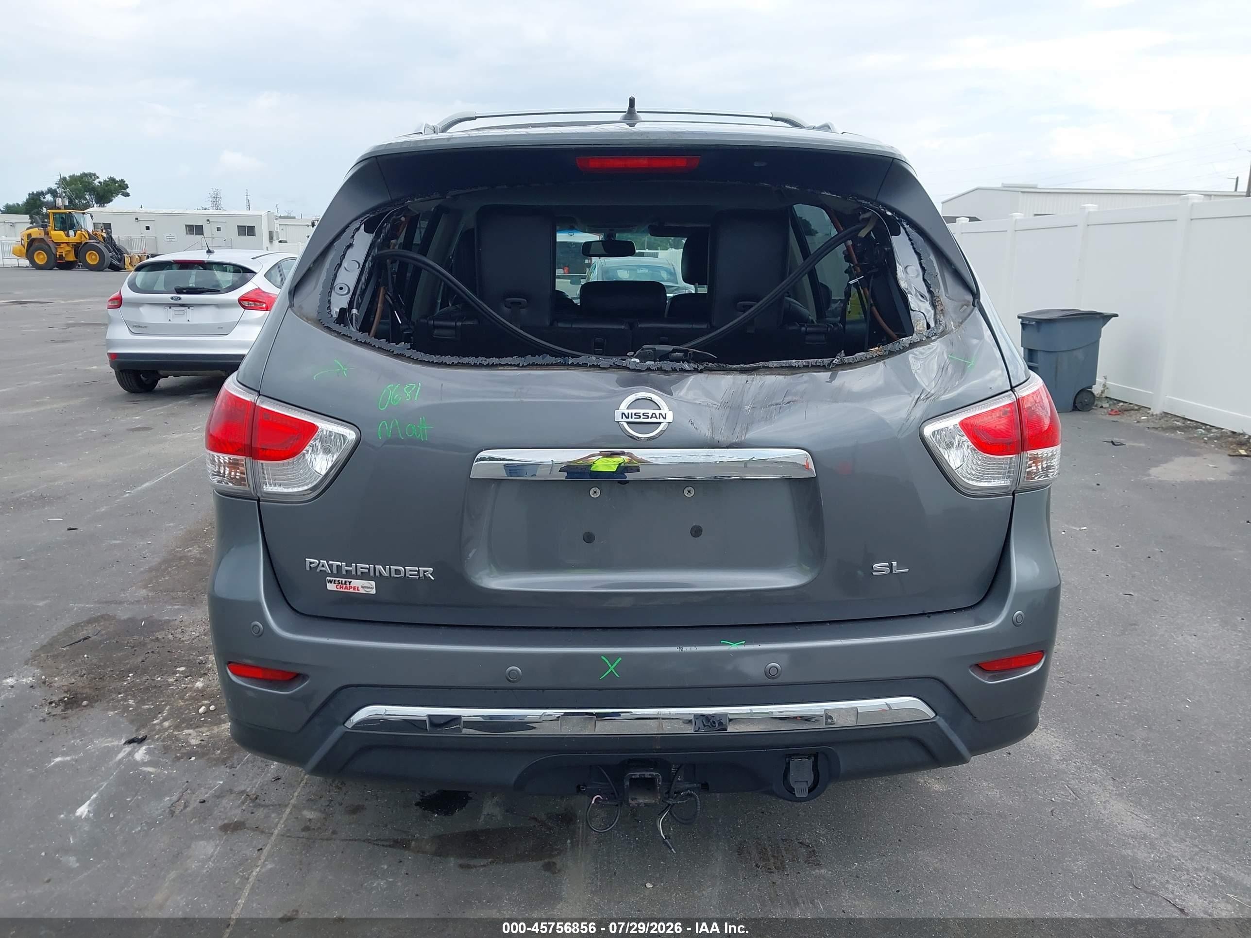 2015 Nissan Pathfinder Sl Gray vin: 5N1AR2MN7FC637725