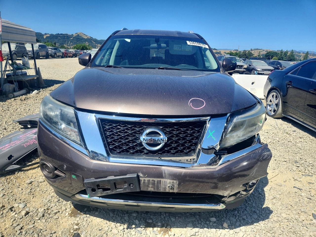 2015 Nissan Pathfinder S Brown vin: 5N1AR2MN7FC658381