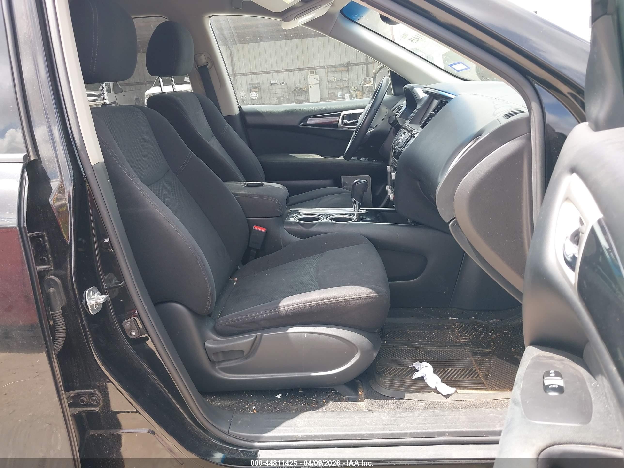 2015 Nissan Pathfinder Platinum/s/sl/sv Black vin: 5N1AR2MN7FC658512