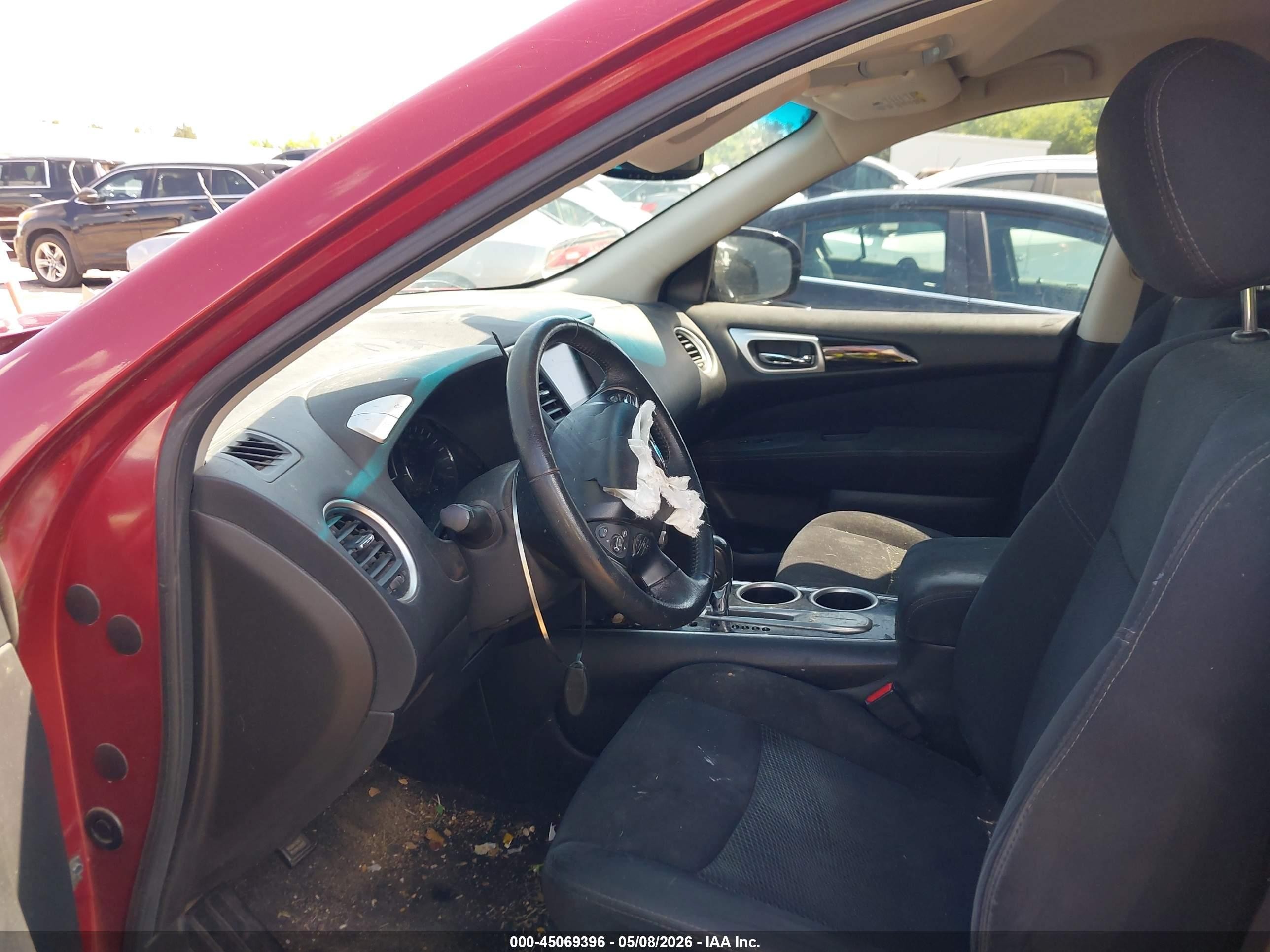 2015 Nissan Pathfinder Sv Red vin: 5N1AR2MN7FC687783