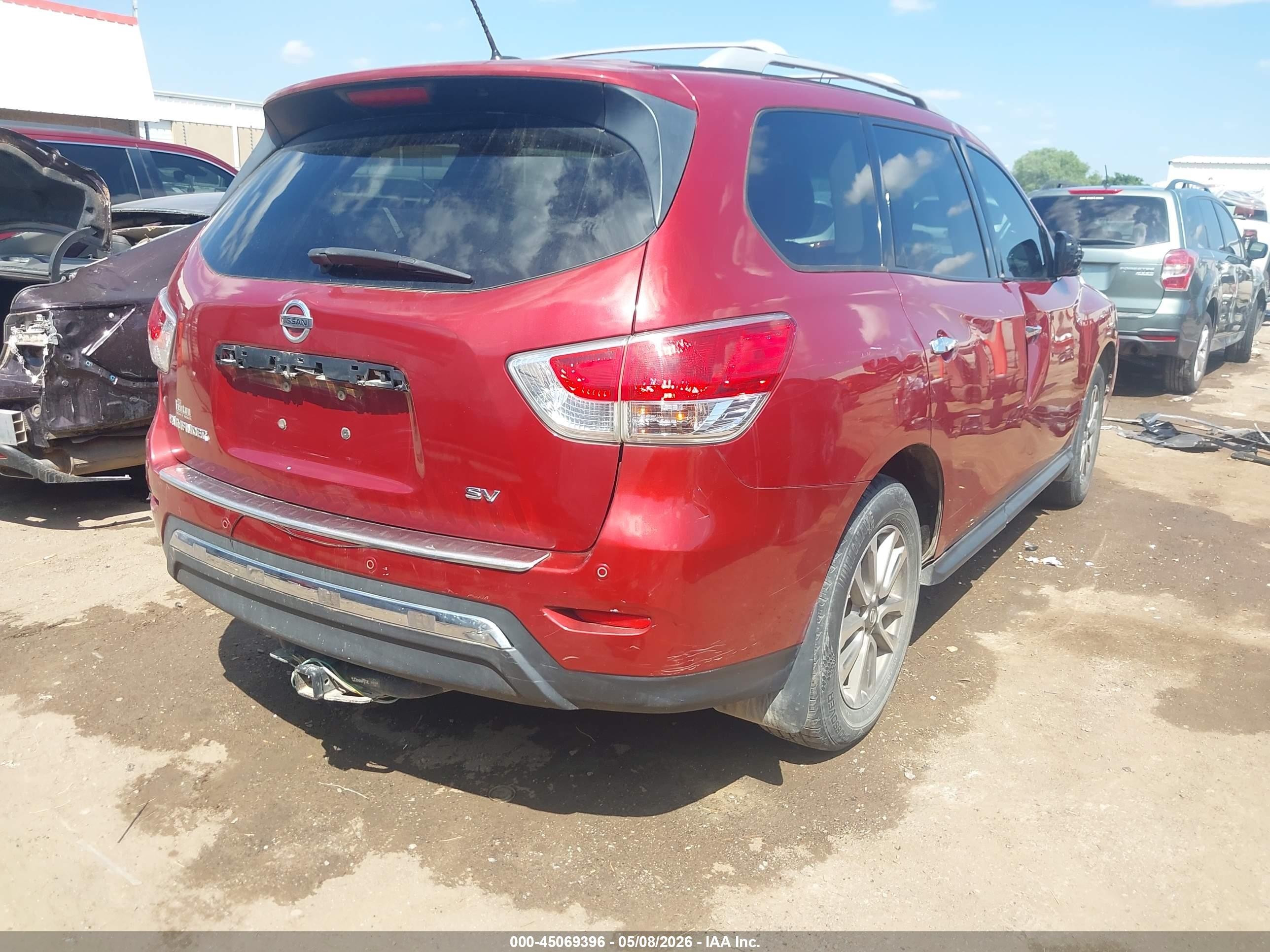 2015 Nissan Pathfinder Sv Red vin: 5N1AR2MN7FC687783