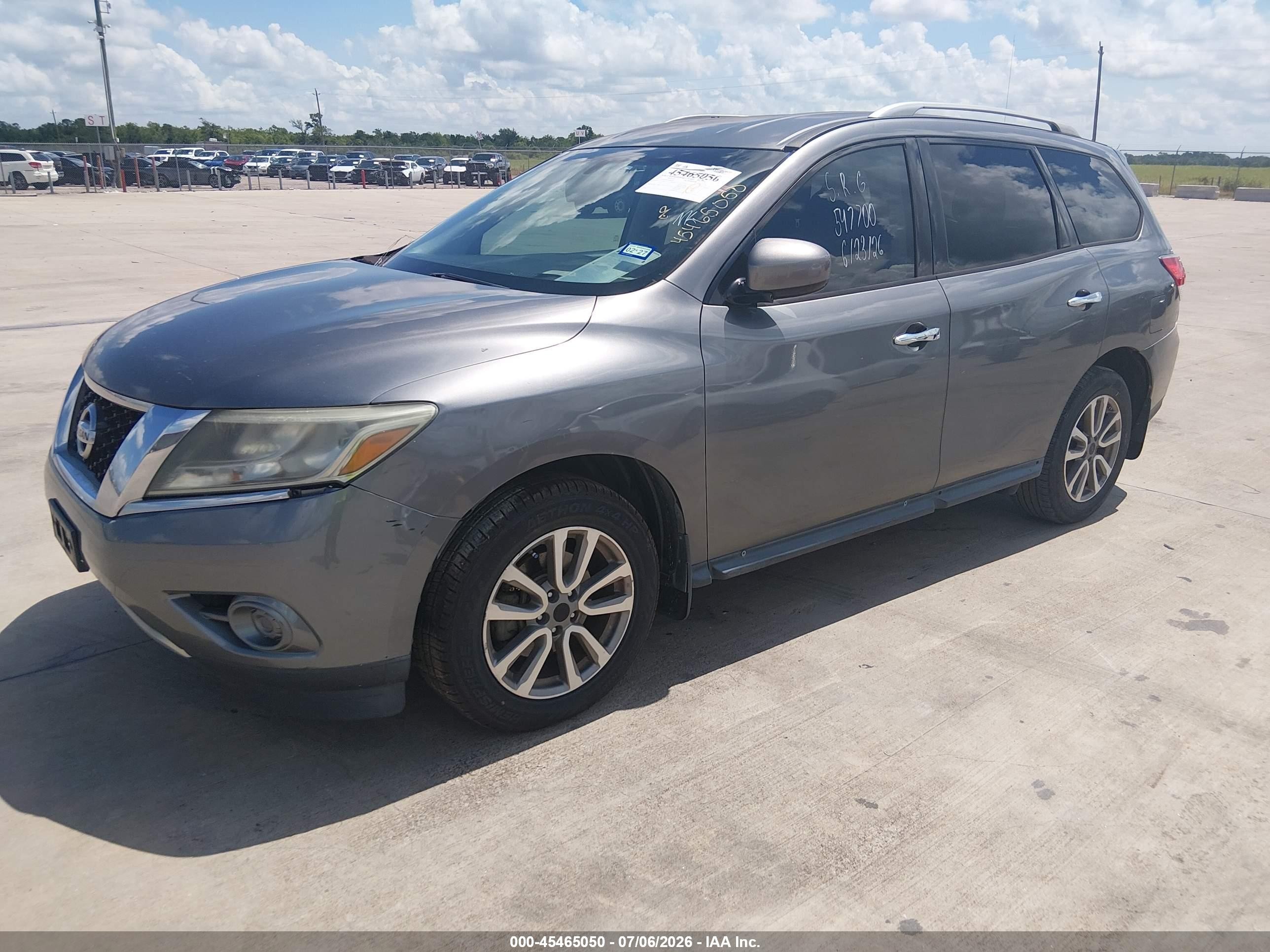 2015 Nissan Pathfinder S Gray vin: 5N1AR2MN7FC689209