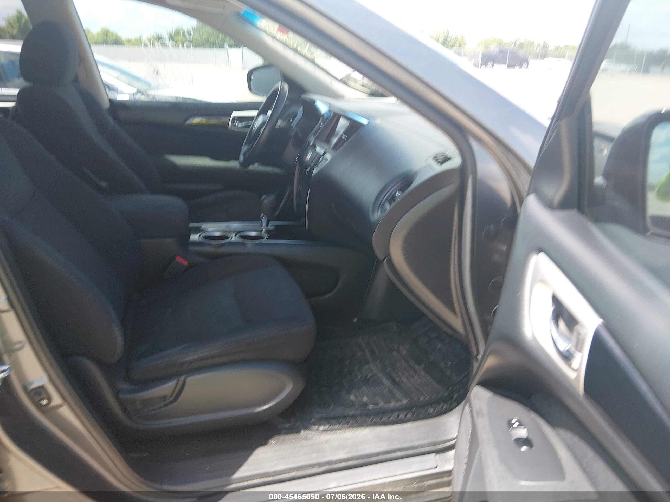 2015 Nissan Pathfinder S Gray vin: 5N1AR2MN7FC689209