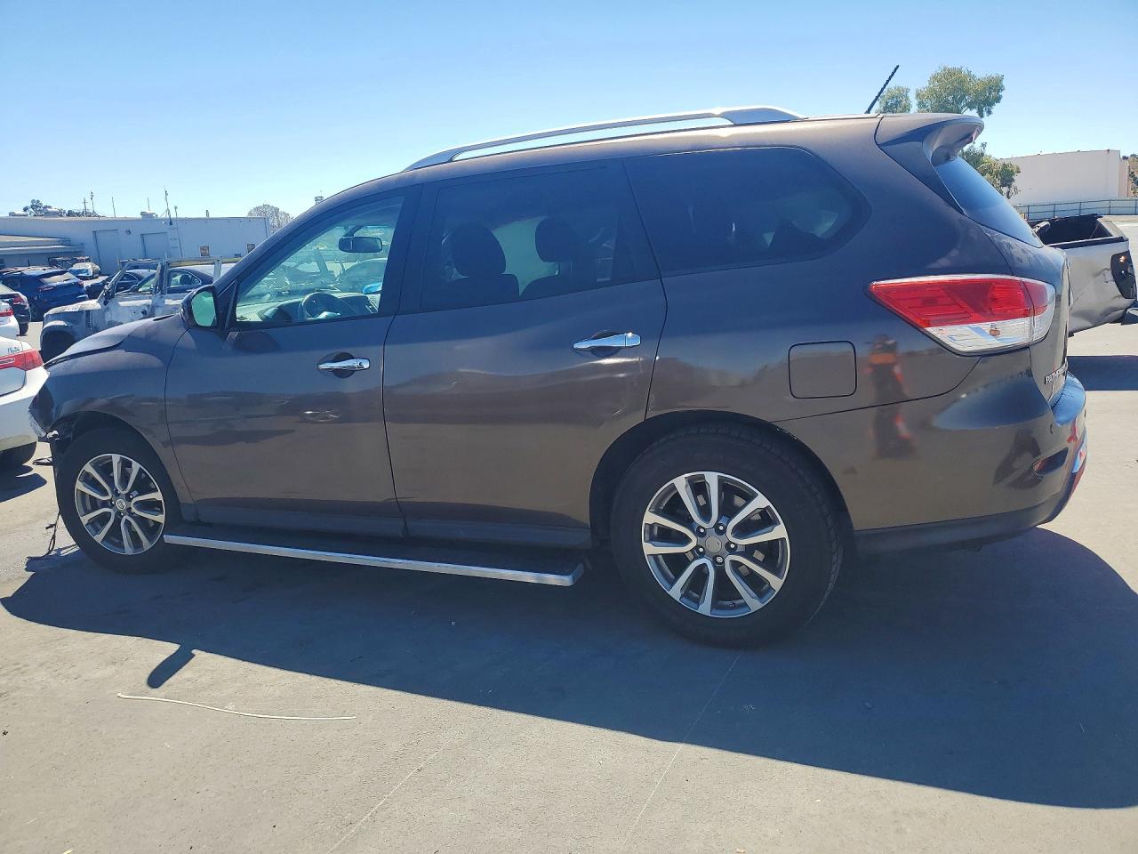 2015 Nissan Pathfinder Sv Угольный vin: 5N1AR2MN7FC700158