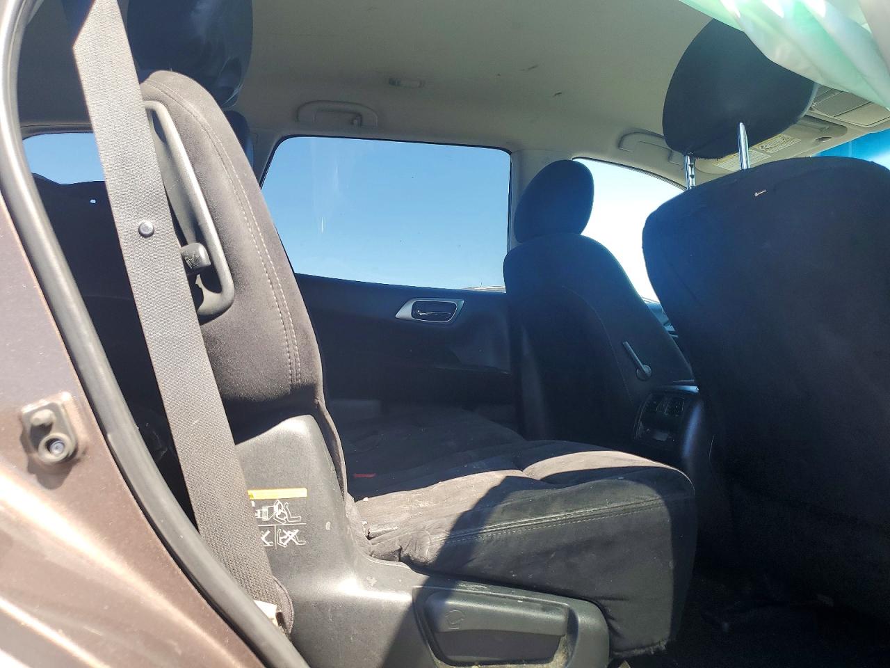 2015 Nissan Pathfinder Sv Угольный vin: 5N1AR2MN7FC700158
