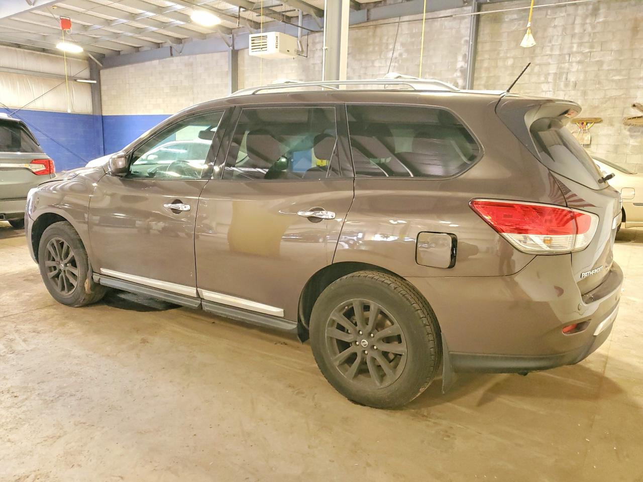 2015 Nissan Pathfinder Sl Gray vin: 5N1AR2MN7FC717882