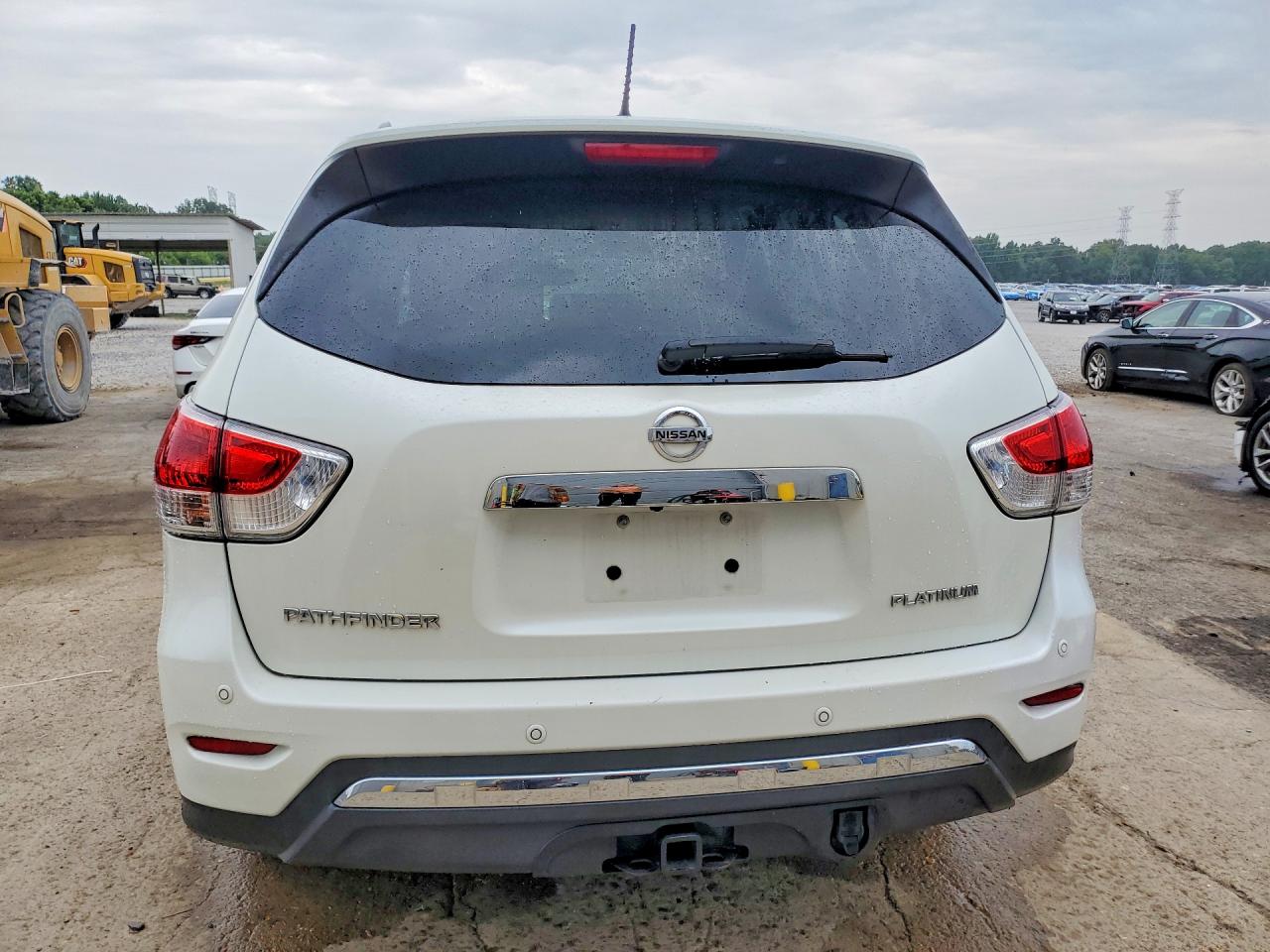 2016 Nissan Pathfinder Platinum White vin: 5N1AR2MN7GC621171
