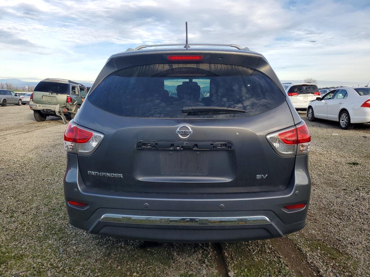 2016 Nissan Pathfinder S Gray vin: 5N1AR2MN7GC663761