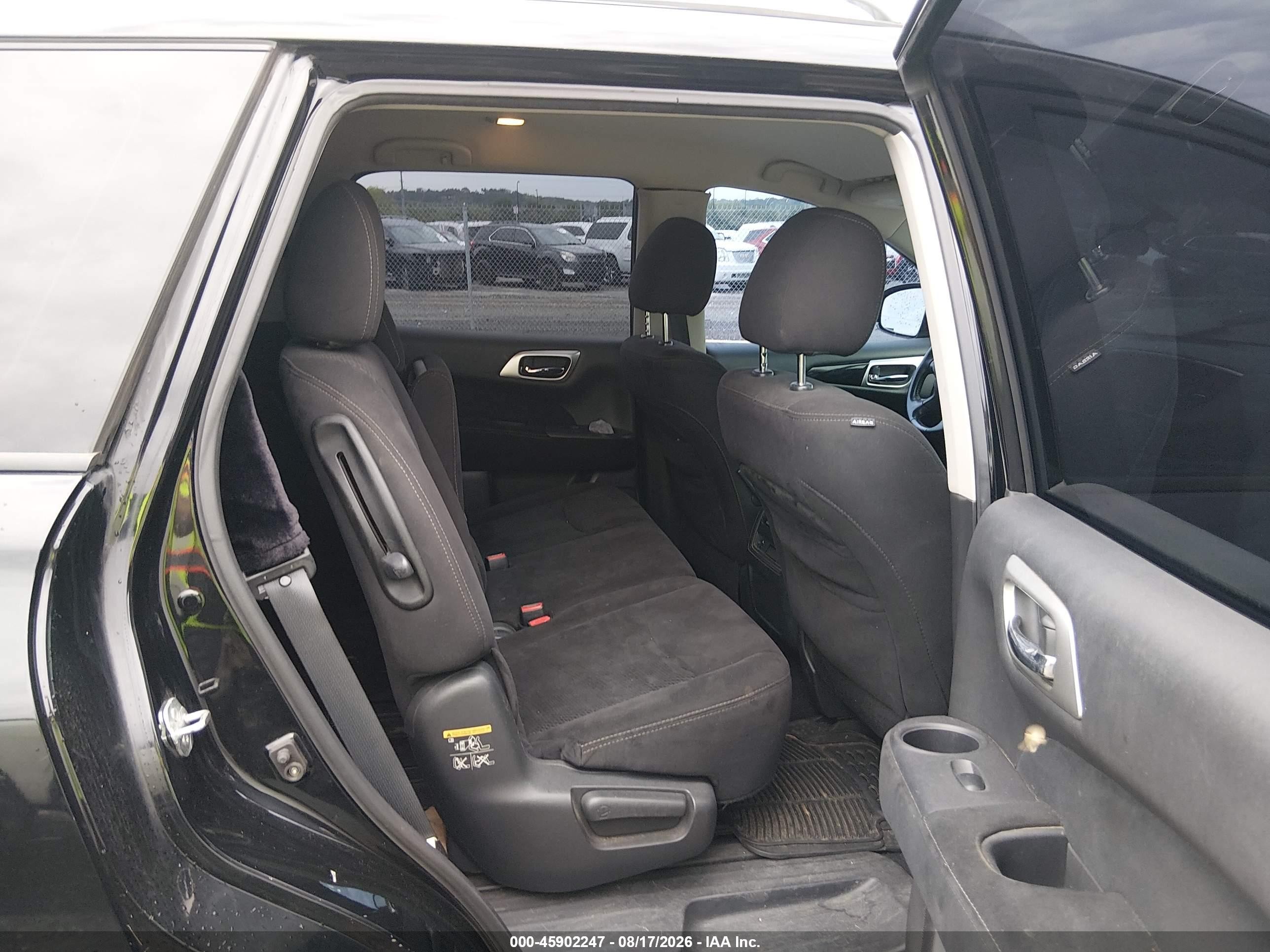 2013 Nissan Pathfinder Sv Black vin: 5N1AR2MN8DC666227