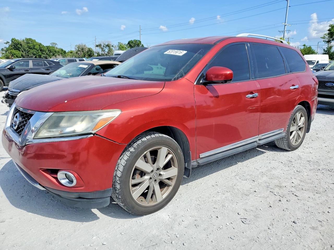 2013 Nissan Pathfinder S Red vin: 5N1AR2MN8DC675154
