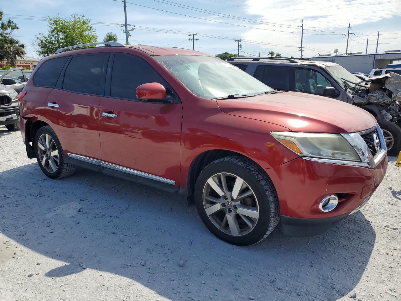 2013 Nissan Pathfinder S Red vin: 5N1AR2MN8DC675154