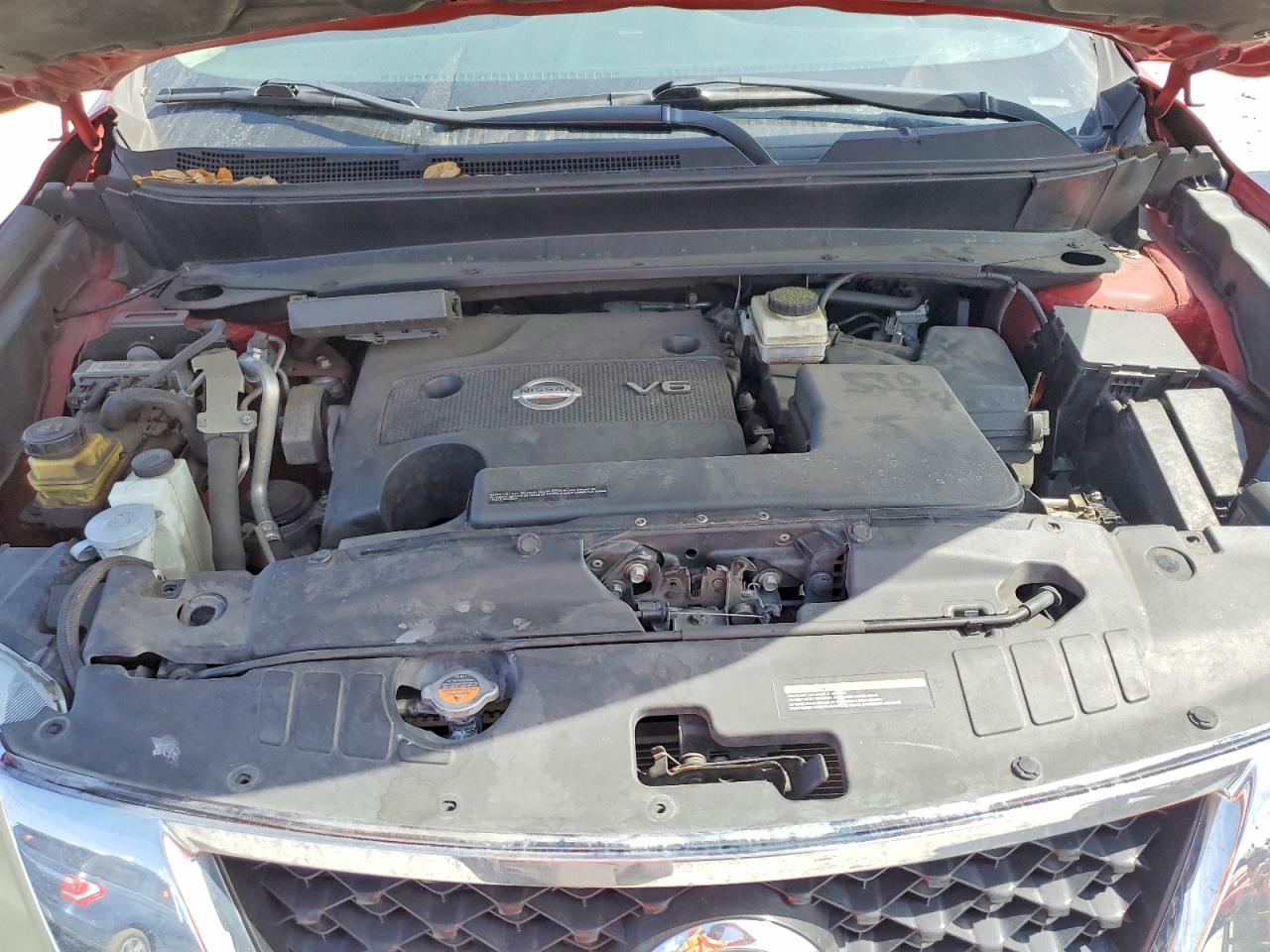 2013 Nissan Pathfinder S Red vin: 5N1AR2MN8DC675154