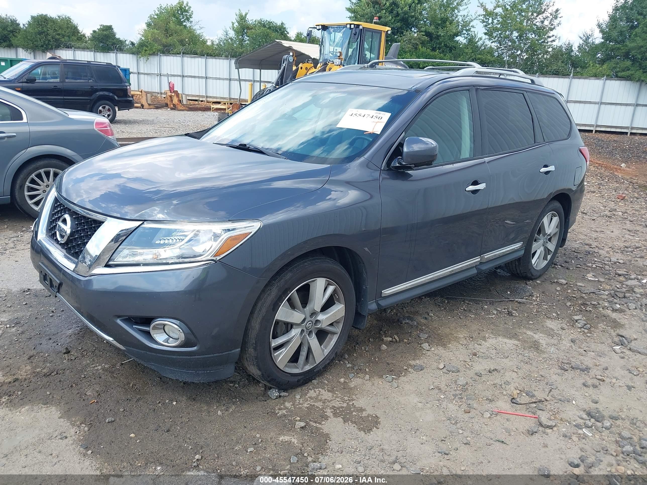 2014 Nissan Pathfinder Platinum Silver vin: 5N1AR2MN8EC627963