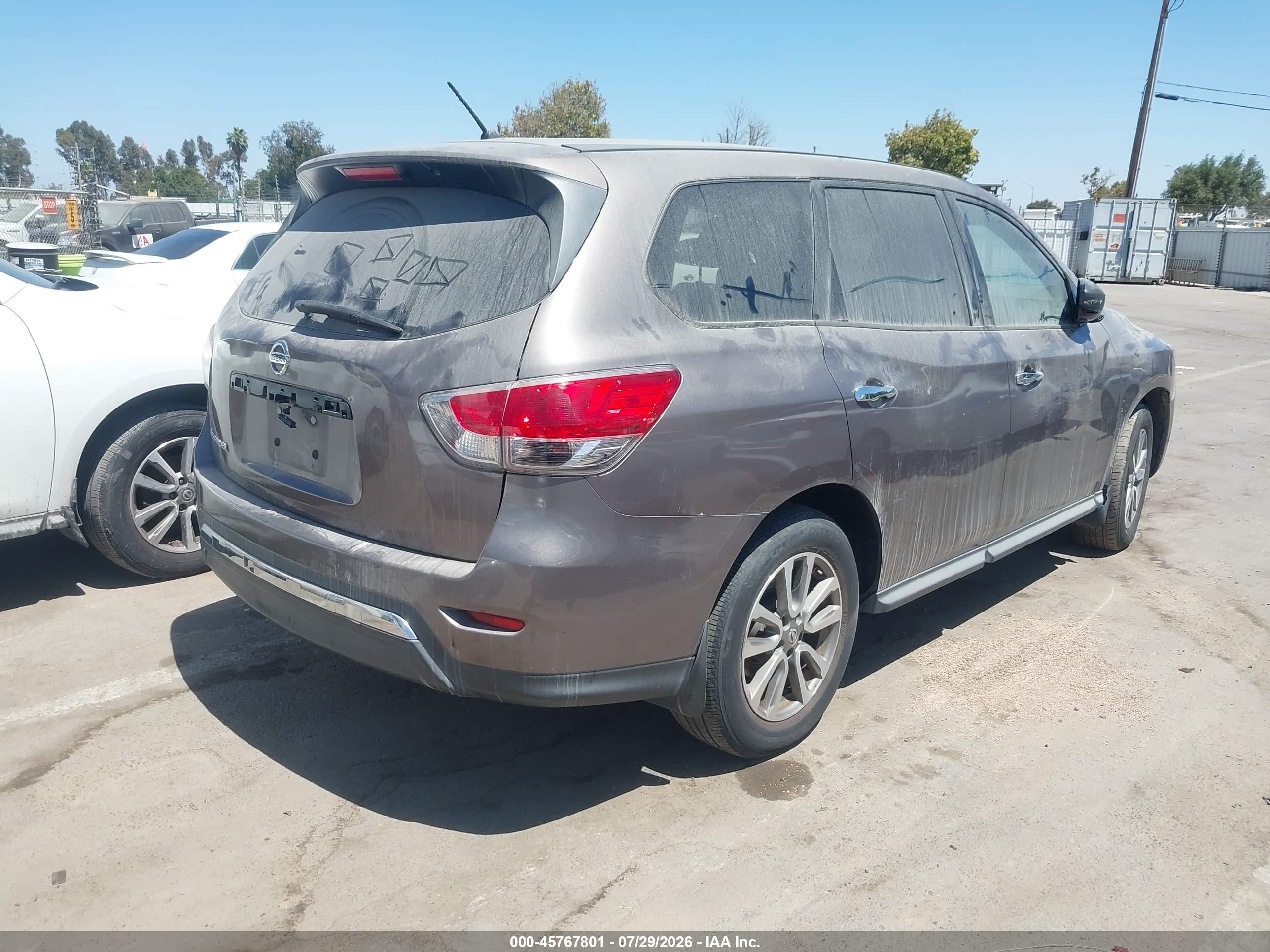 2014 Nissan Pathfinder S Beige vin: 5N1AR2MN8EC640213