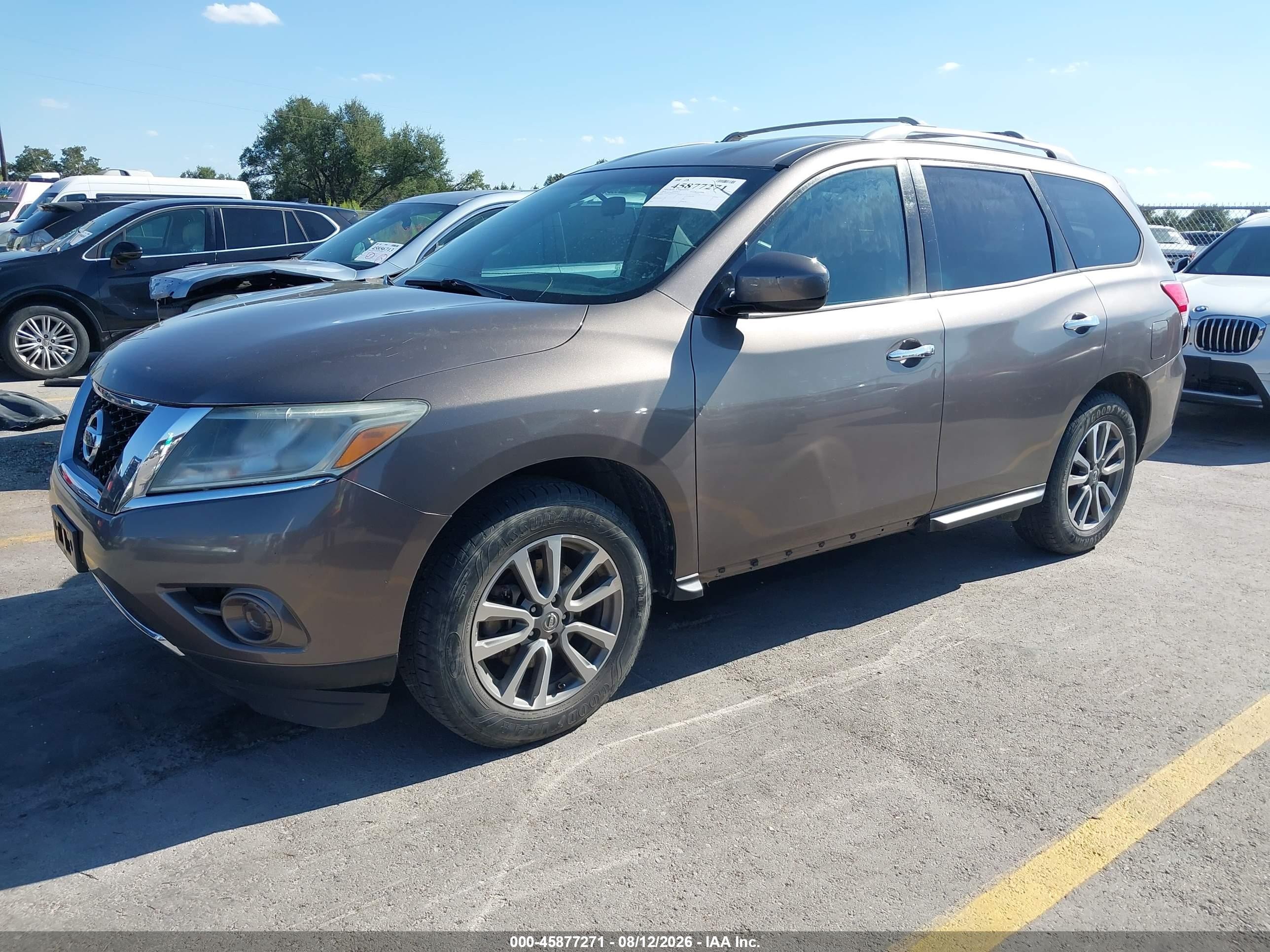 2014 Nissan Pathfinder Sv Brown vin: 5N1AR2MN8EC641314