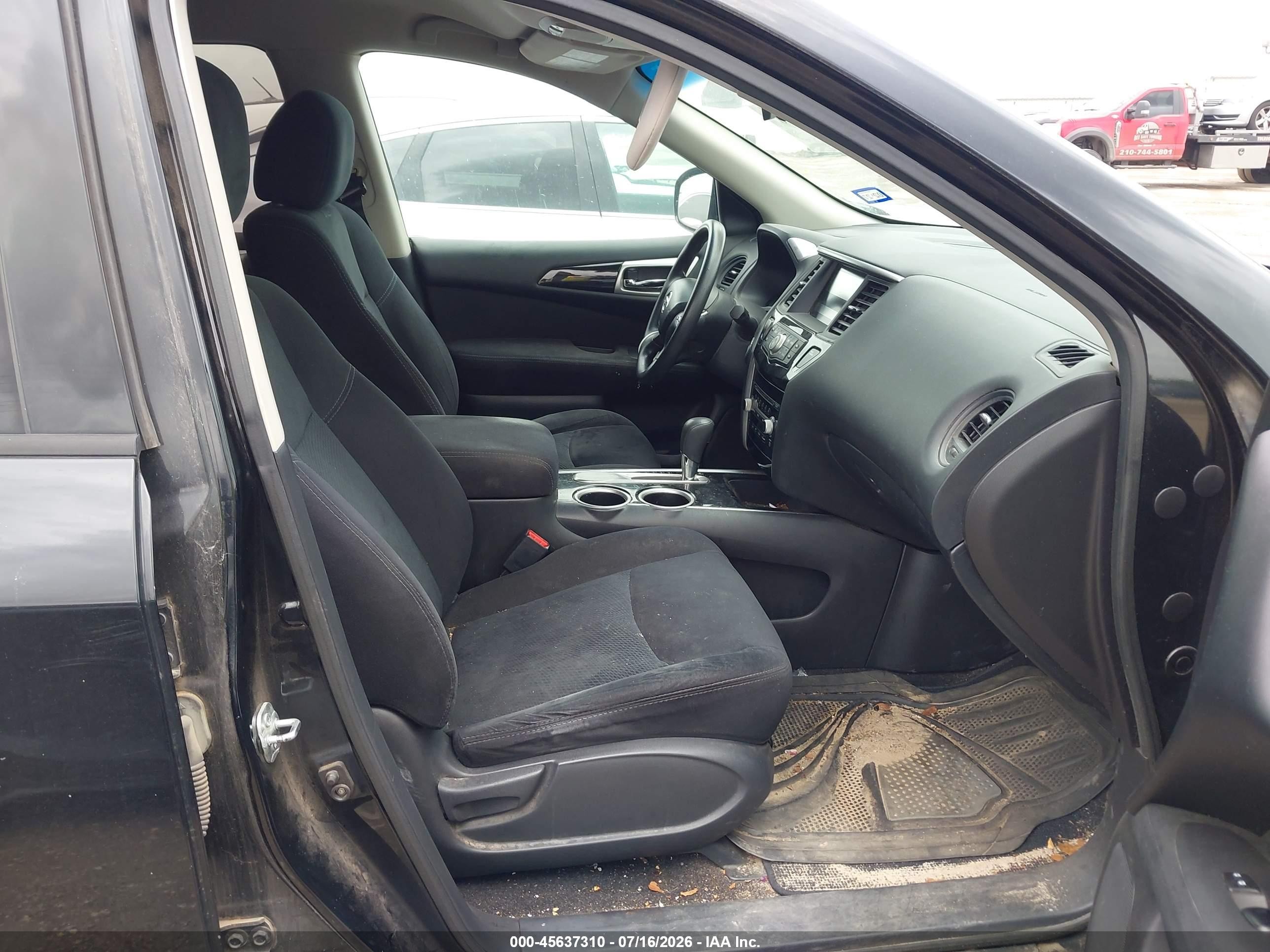 2014 Nissan Pathfinder S Черный vin: 5N1AR2MN8EC658257