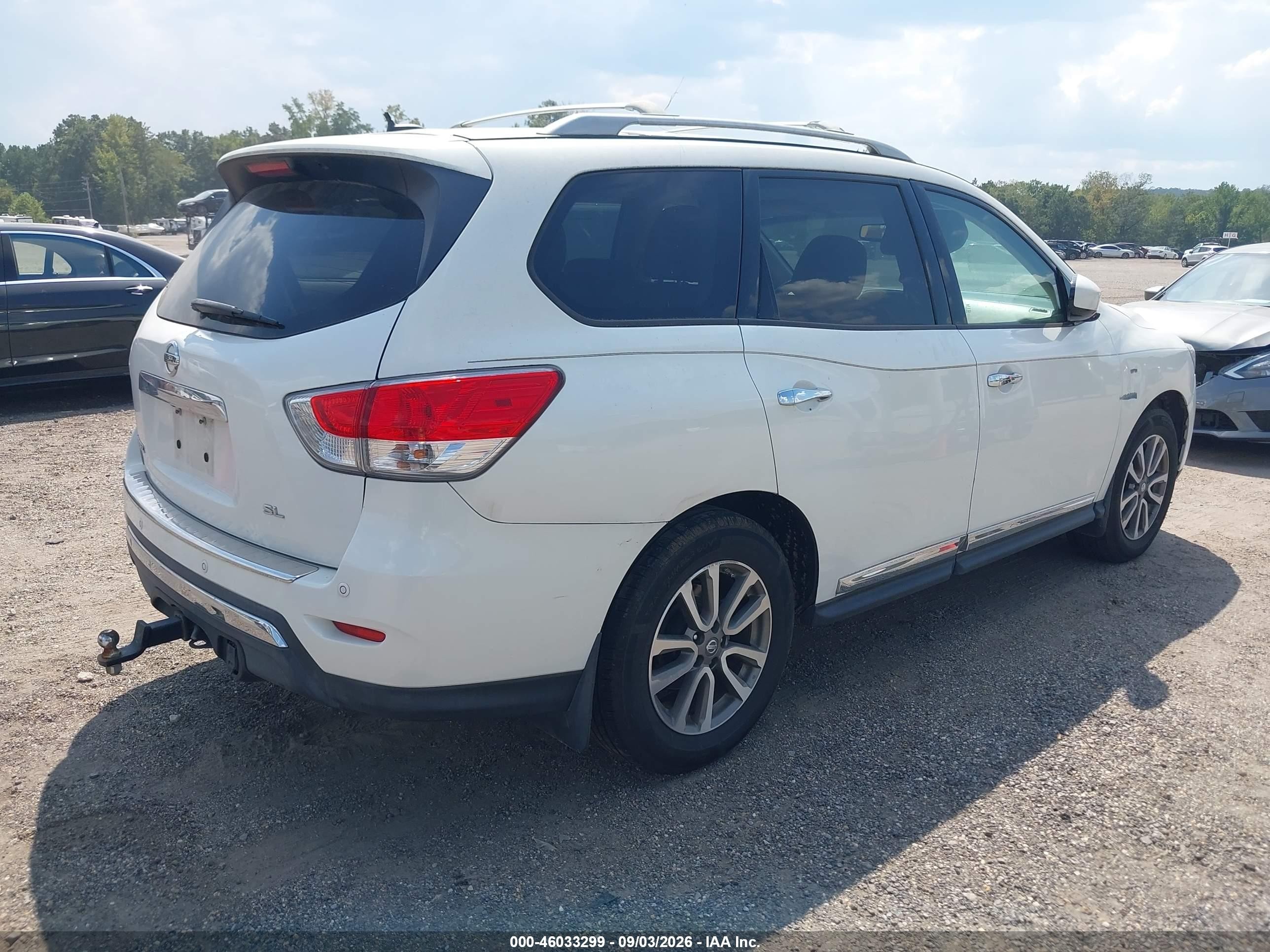 2014 Nissan Pathfinder Sl White vin: 5N1AR2MN8EC666066