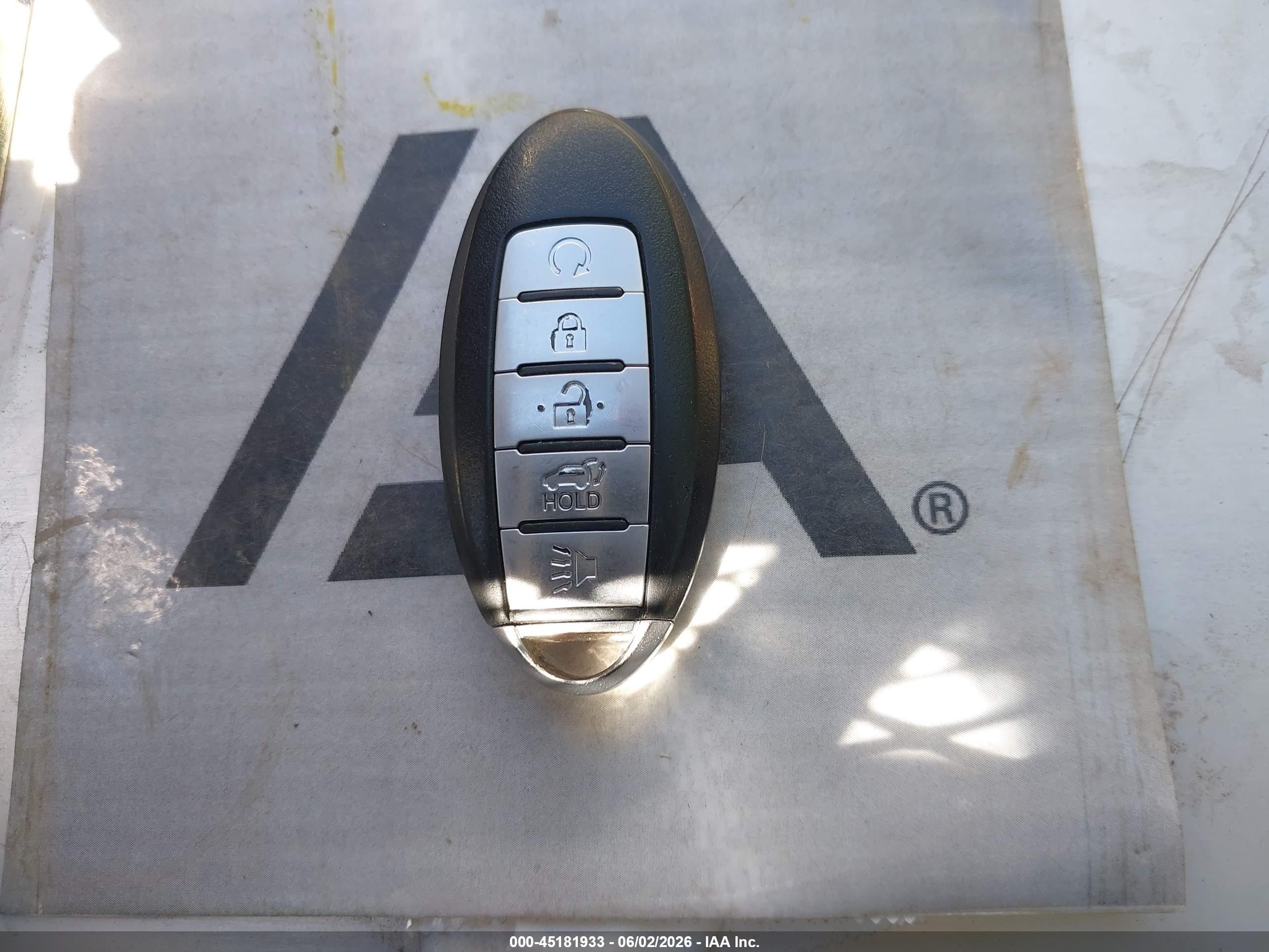 2014 Nissan Pathfinder Platinum Silver vin: 5N1AR2MN8EC666326