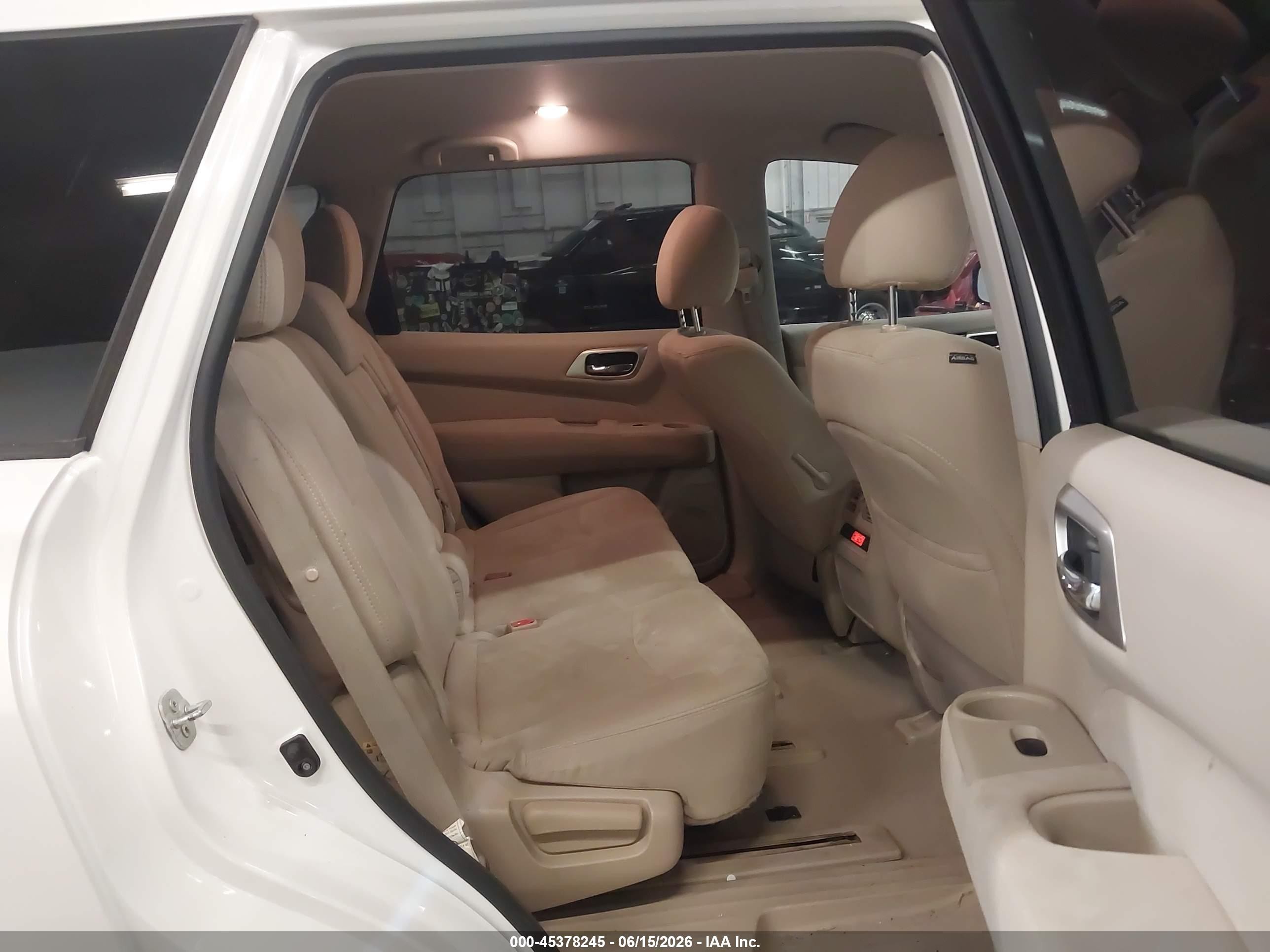 2014 Nissan Pathfinder S White vin: 5N1AR2MN8EC718621