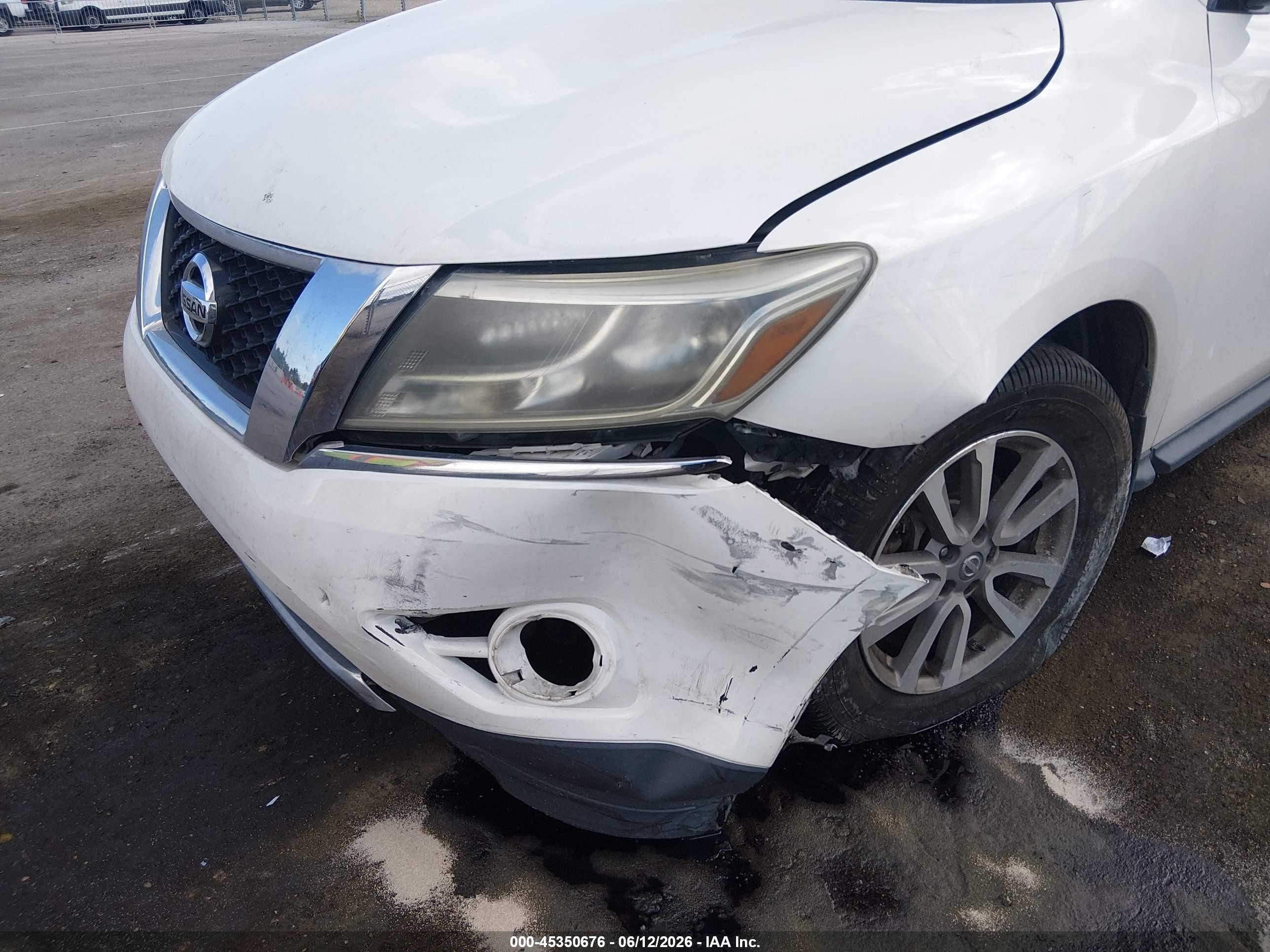 2014 Nissan Pathfinder Sv White vin: 5N1AR2MN8EC721034