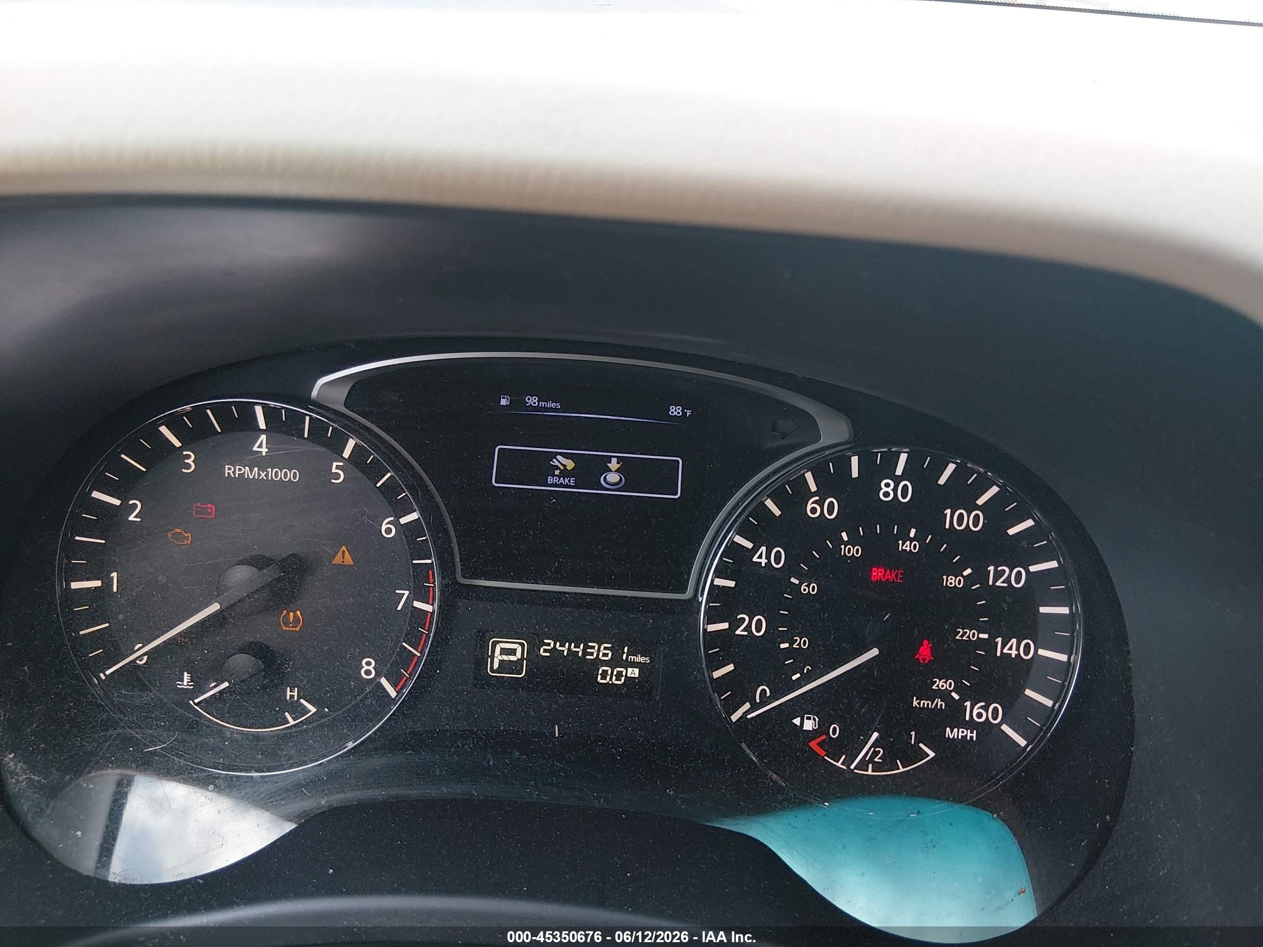 2014 Nissan Pathfinder Sv White vin: 5N1AR2MN8EC721034