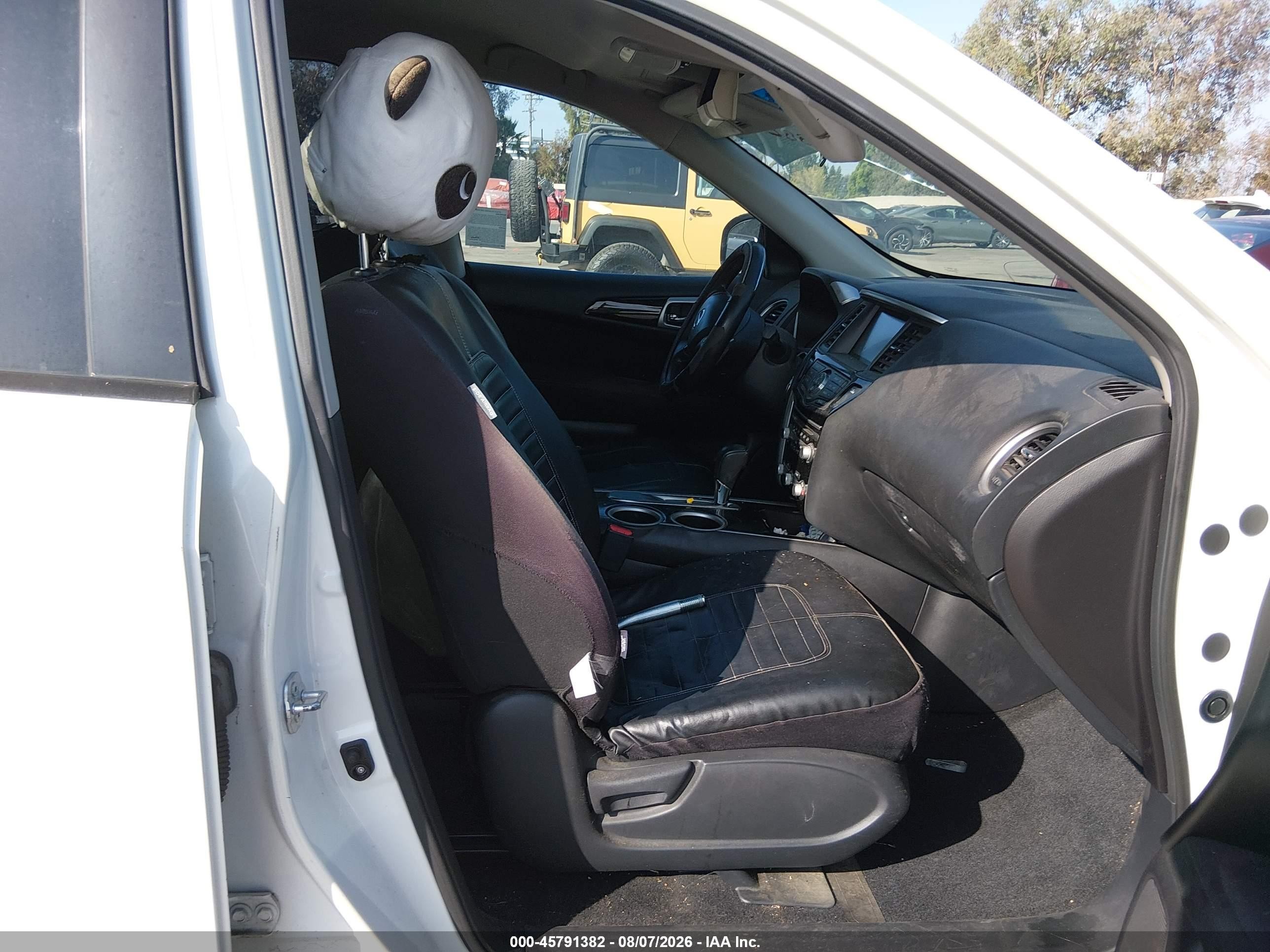 2014 Nissan Pathfinder Sv White vin: 5N1AR2MN8EC729831