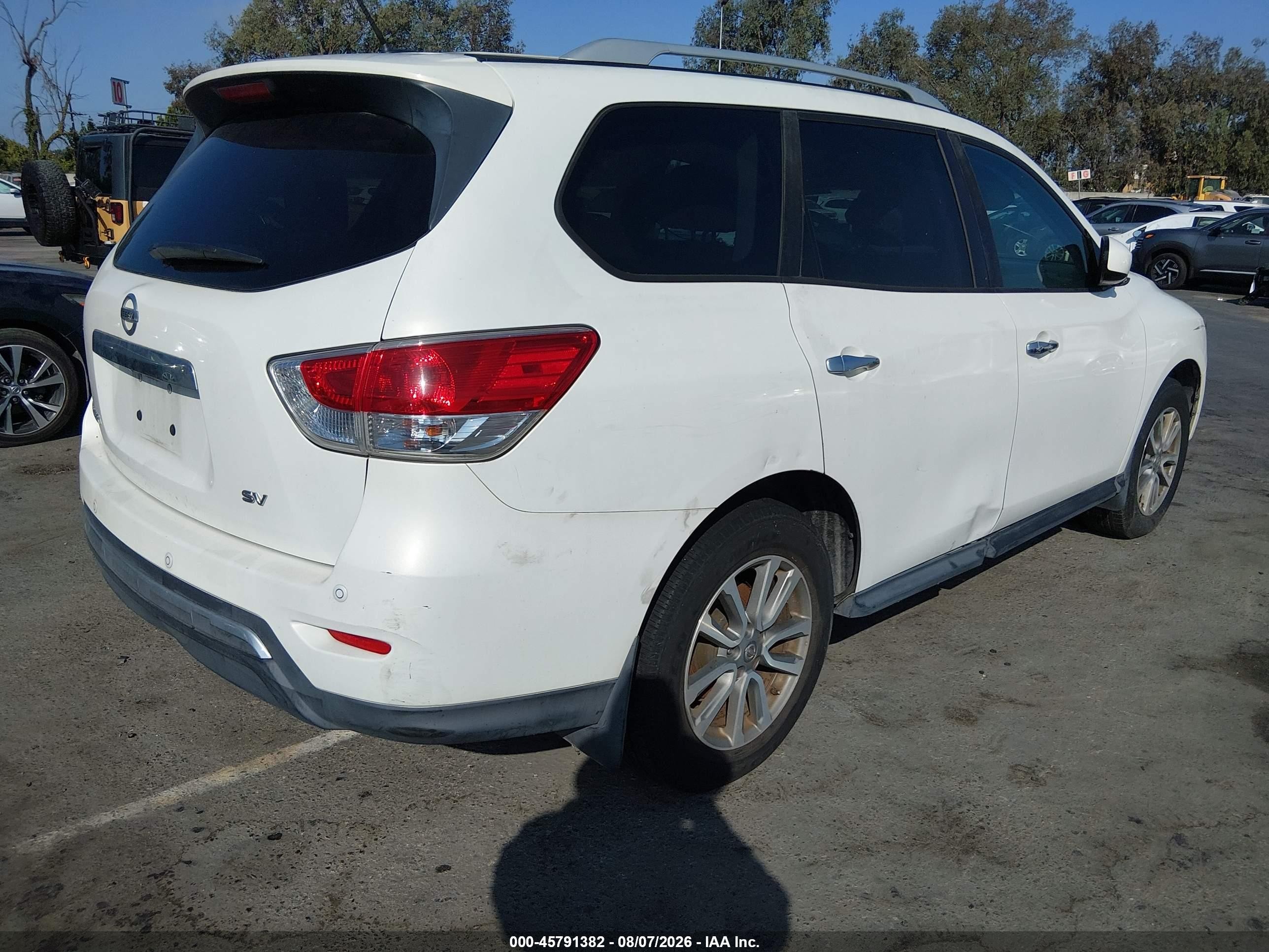 2014 Nissan Pathfinder Sv White vin: 5N1AR2MN8EC729831