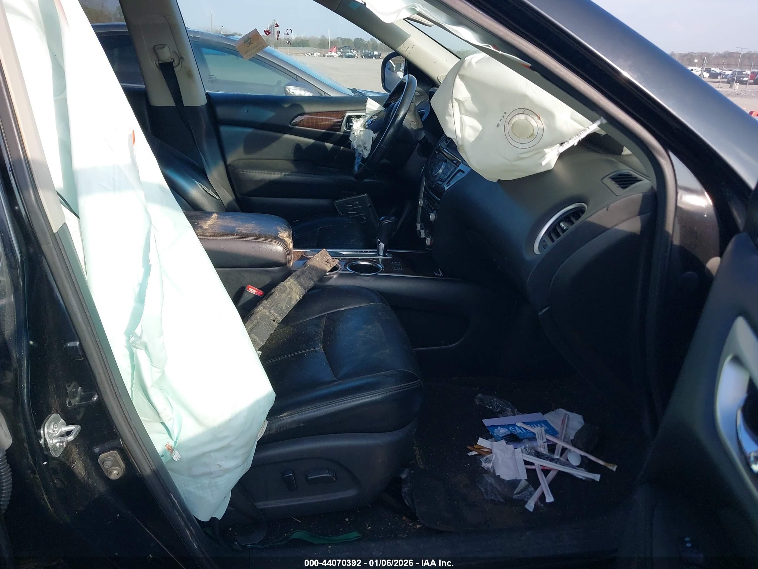 2015 Nissan Pathfinder Sl Черный vin: 5N1AR2MN8FC605012