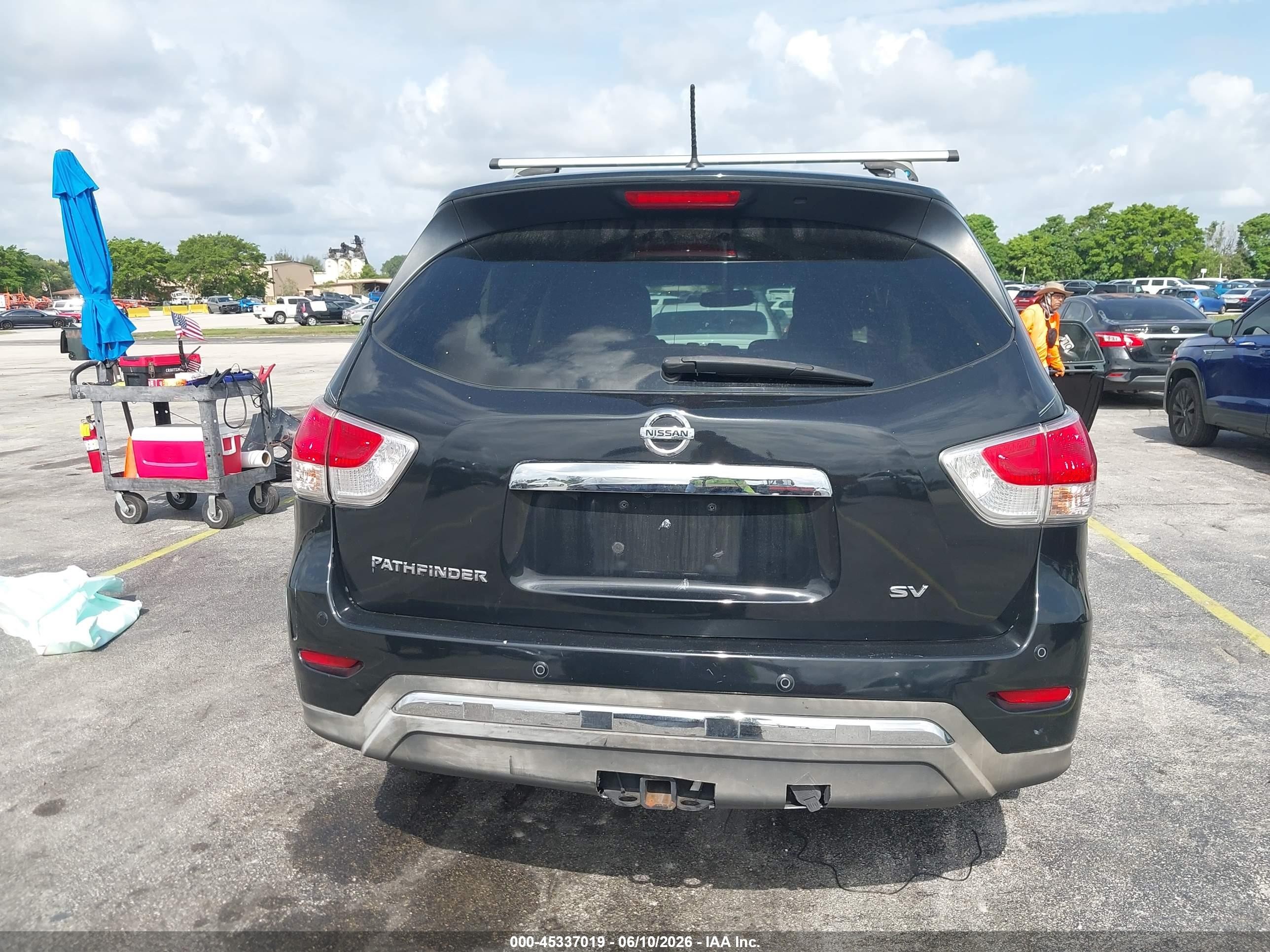 2015 Nissan Pathfinder Platinum/s/sl/sv Black vin: 5N1AR2MN8FC609674