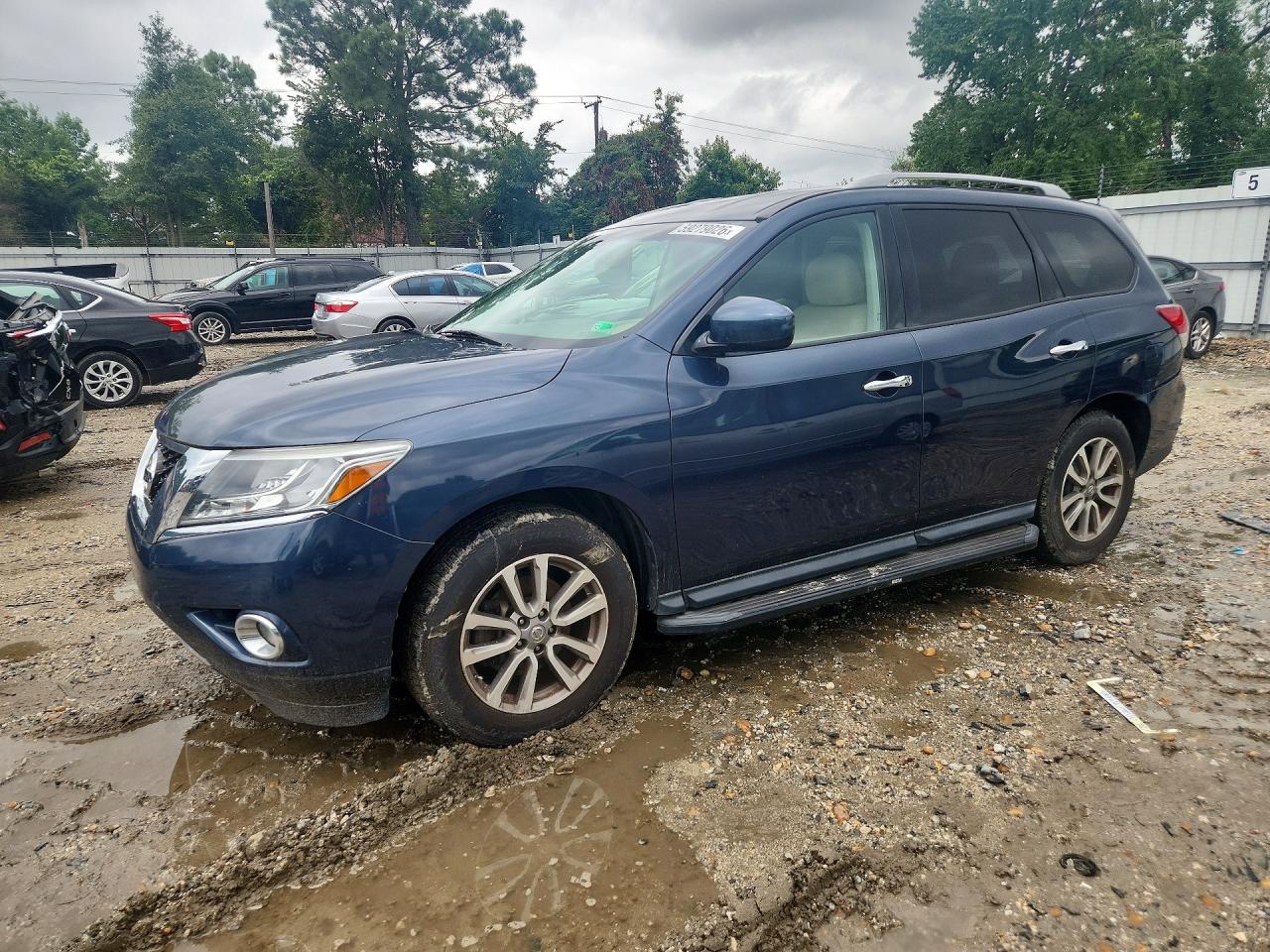 2015 Nissan Pathfinder S Blue vin: 5N1AR2MN8FC618438