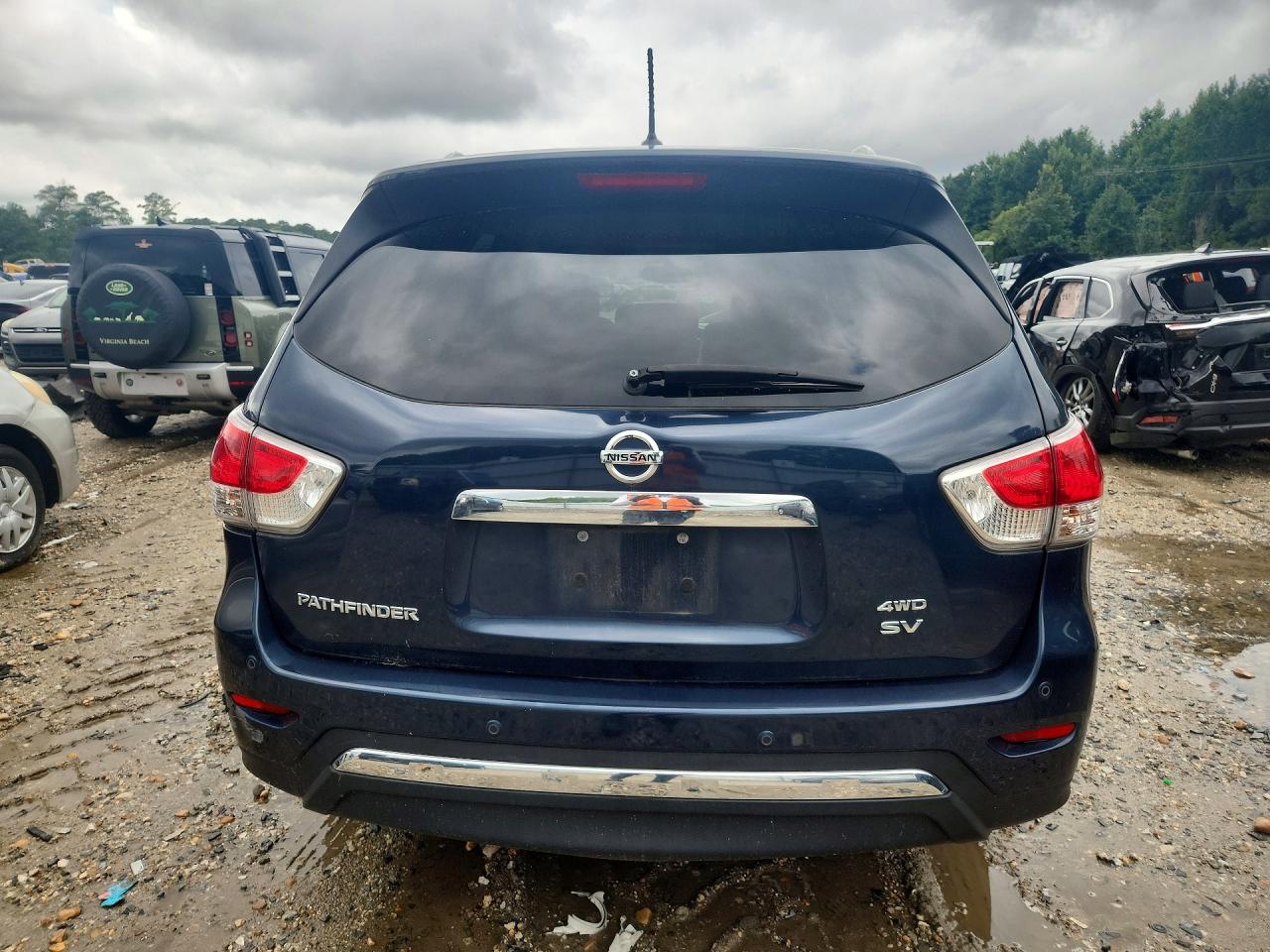 2015 Nissan Pathfinder S Blue vin: 5N1AR2MN8FC618438