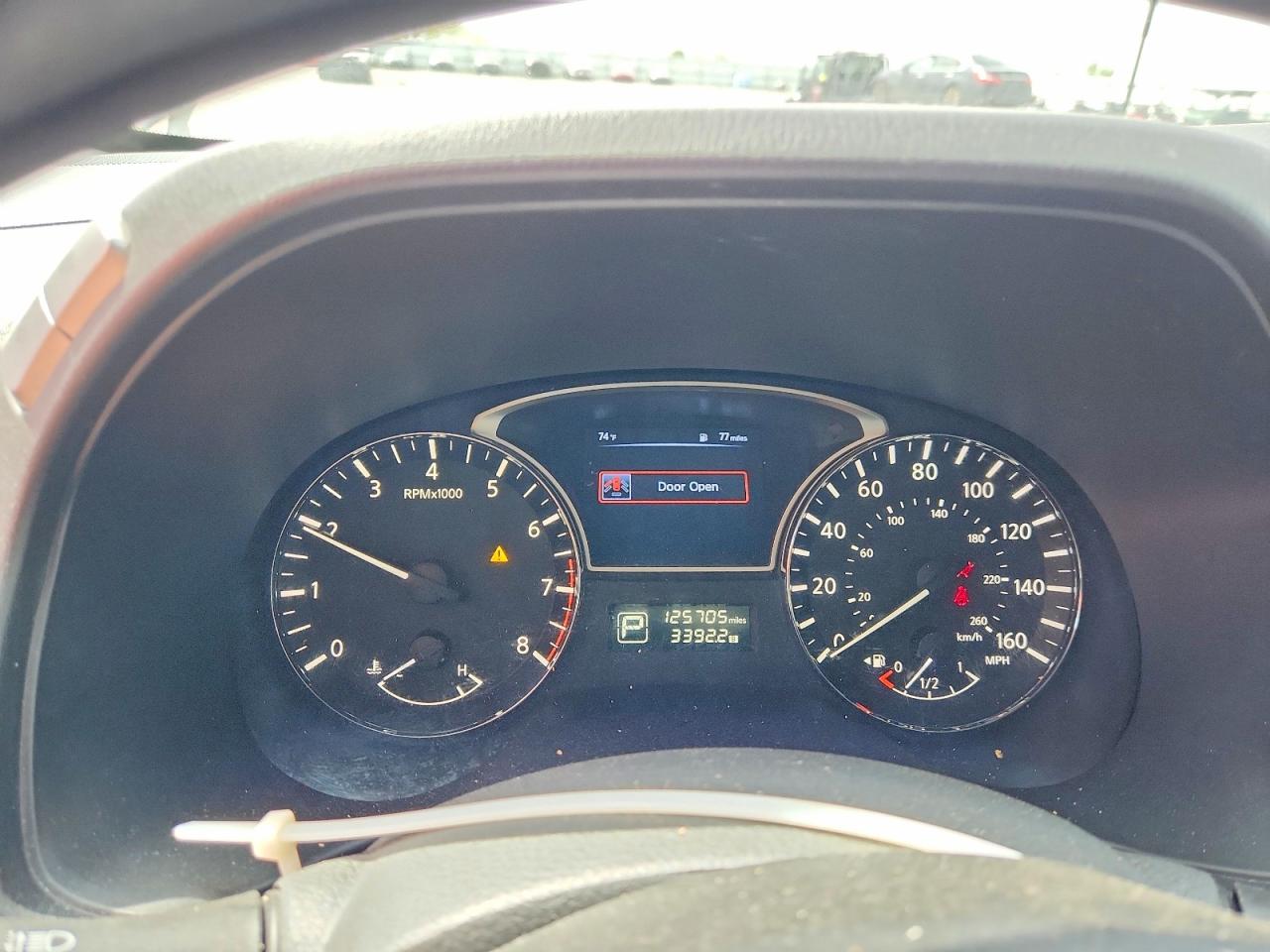 2015 Nissan Pathfinder S White vin: 5N1AR2MN8FC626720