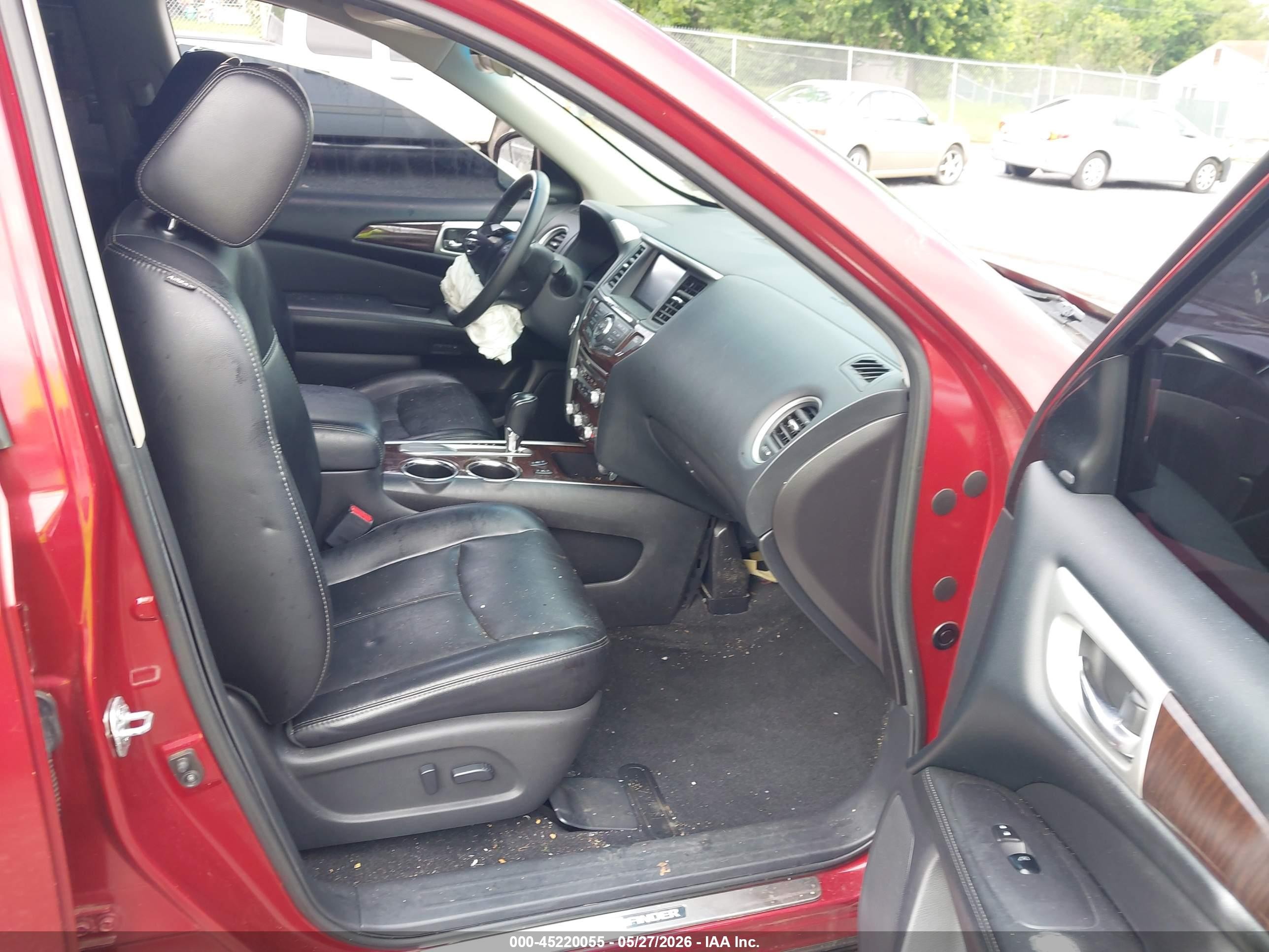 2015 Nissan Pathfinder Sl Red vin: 5N1AR2MN8FC643856