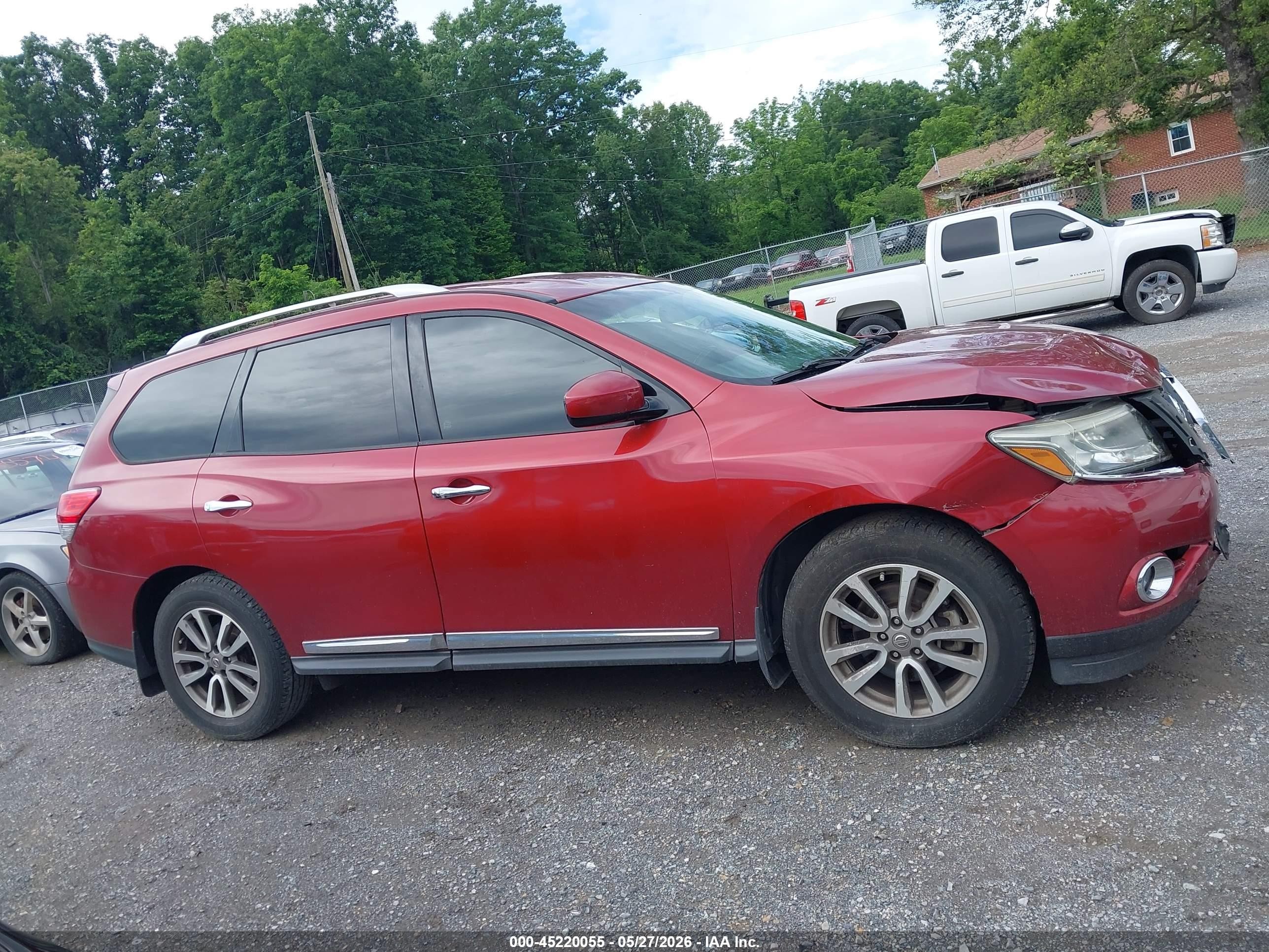 2015 Nissan Pathfinder Sl Red vin: 5N1AR2MN8FC643856