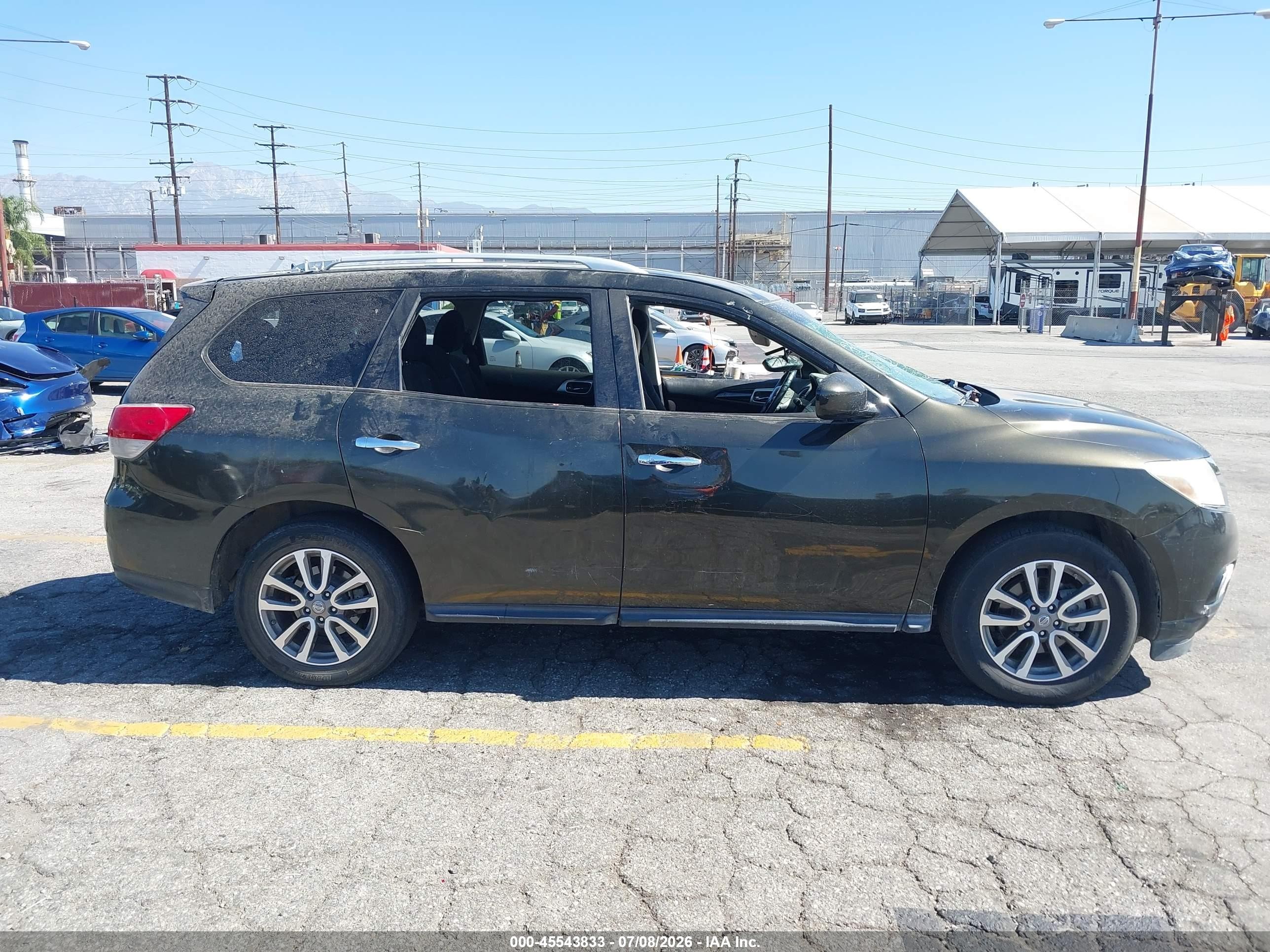 2015 Nissan Pathfinder Sv Черный vin: 5N1AR2MN8FC665274