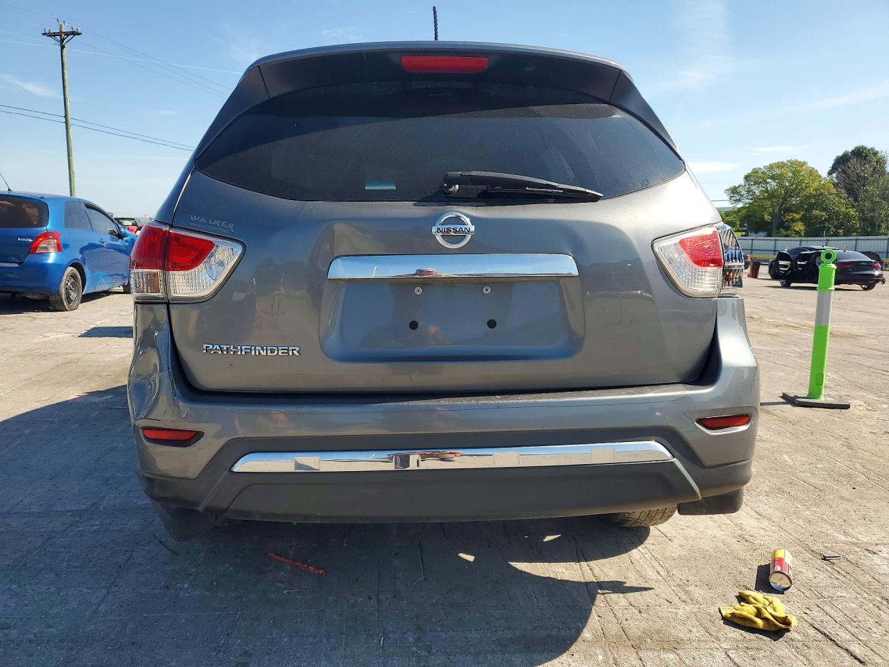 2015 Nissan Pathfinder S Gray vin: 5N1AR2MN8FC668112