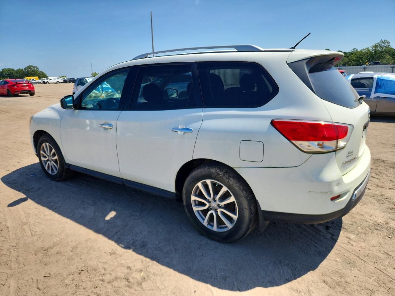 2015 Nissan Pathfinder S Белый vin: 5N1AR2MN8FC701707