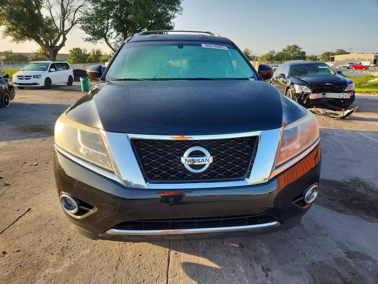 2015 Nissan Pathfinder Sv Черный vin: 5N1AR2MN8FC708432