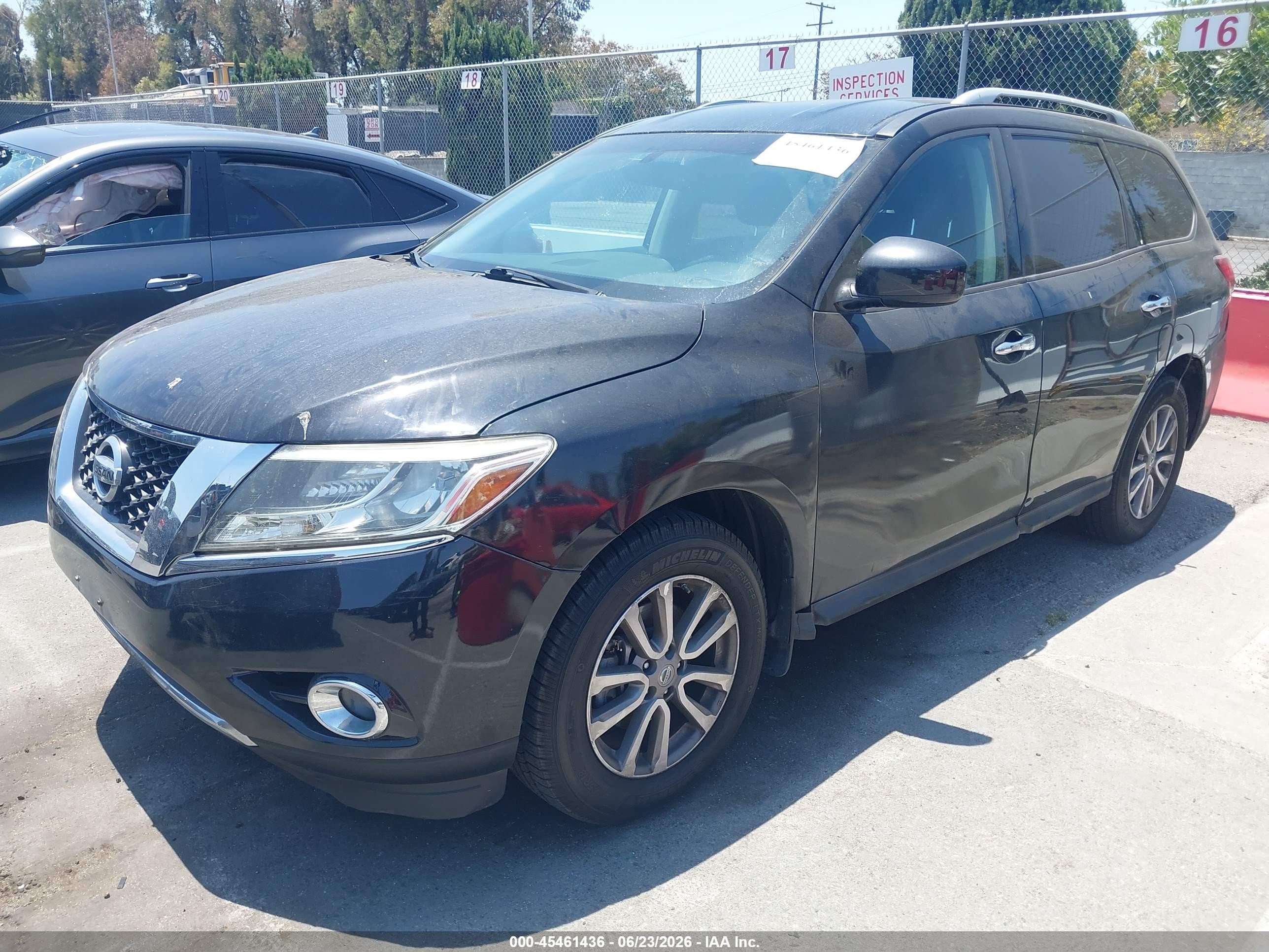 2015 Nissan Pathfinder Sv Black vin: 5N1AR2MN8FC718281