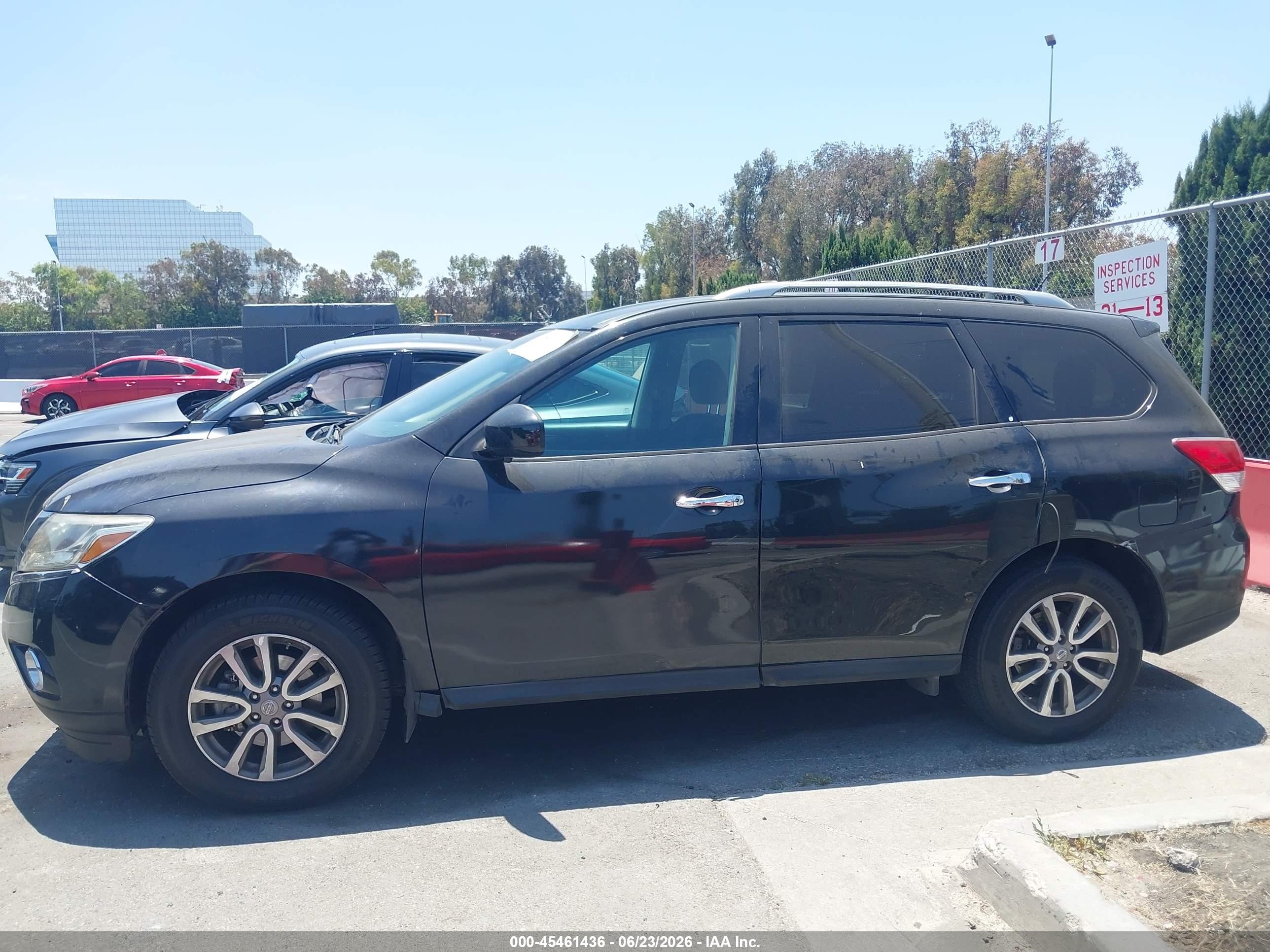 2015 Nissan Pathfinder Sv Black vin: 5N1AR2MN8FC718281